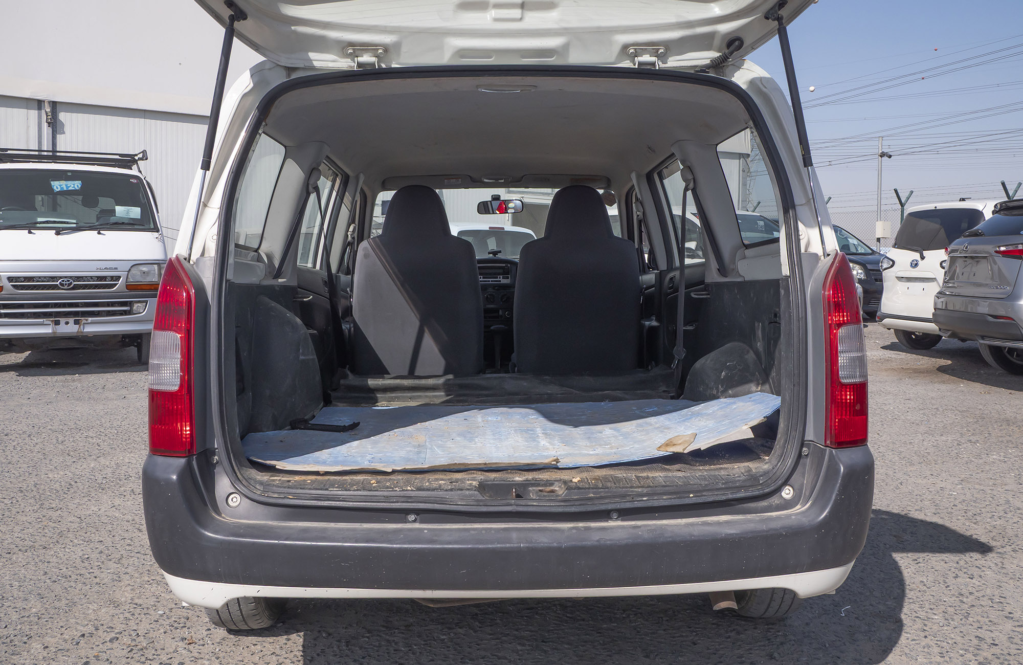
								TOYOTA PROBOX DX NCP51 MODEL 2004 full									