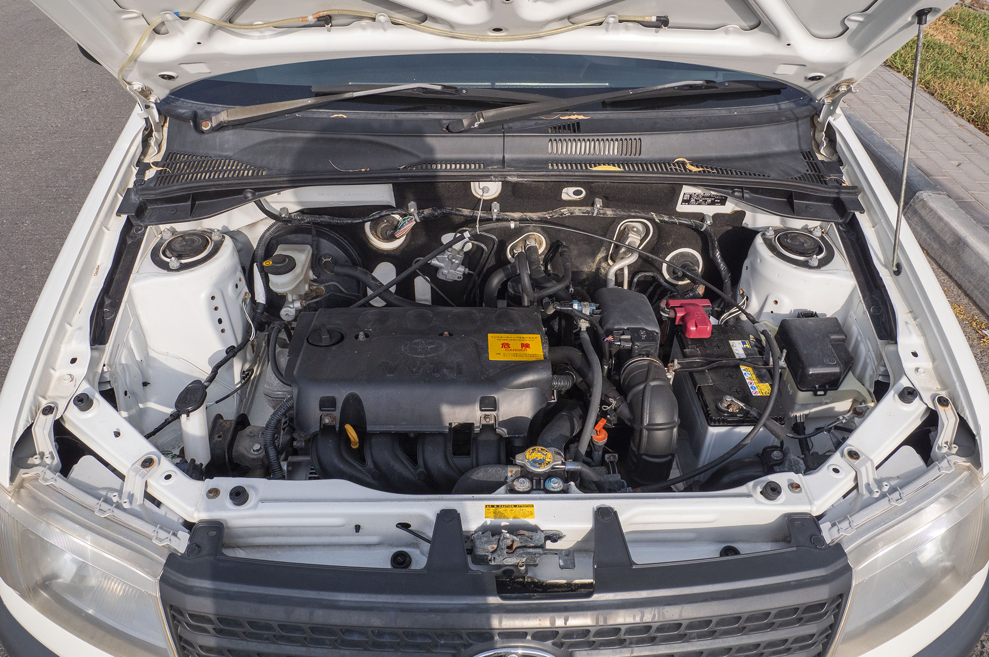 
								Toyota Probox DX – 2012 Model full									