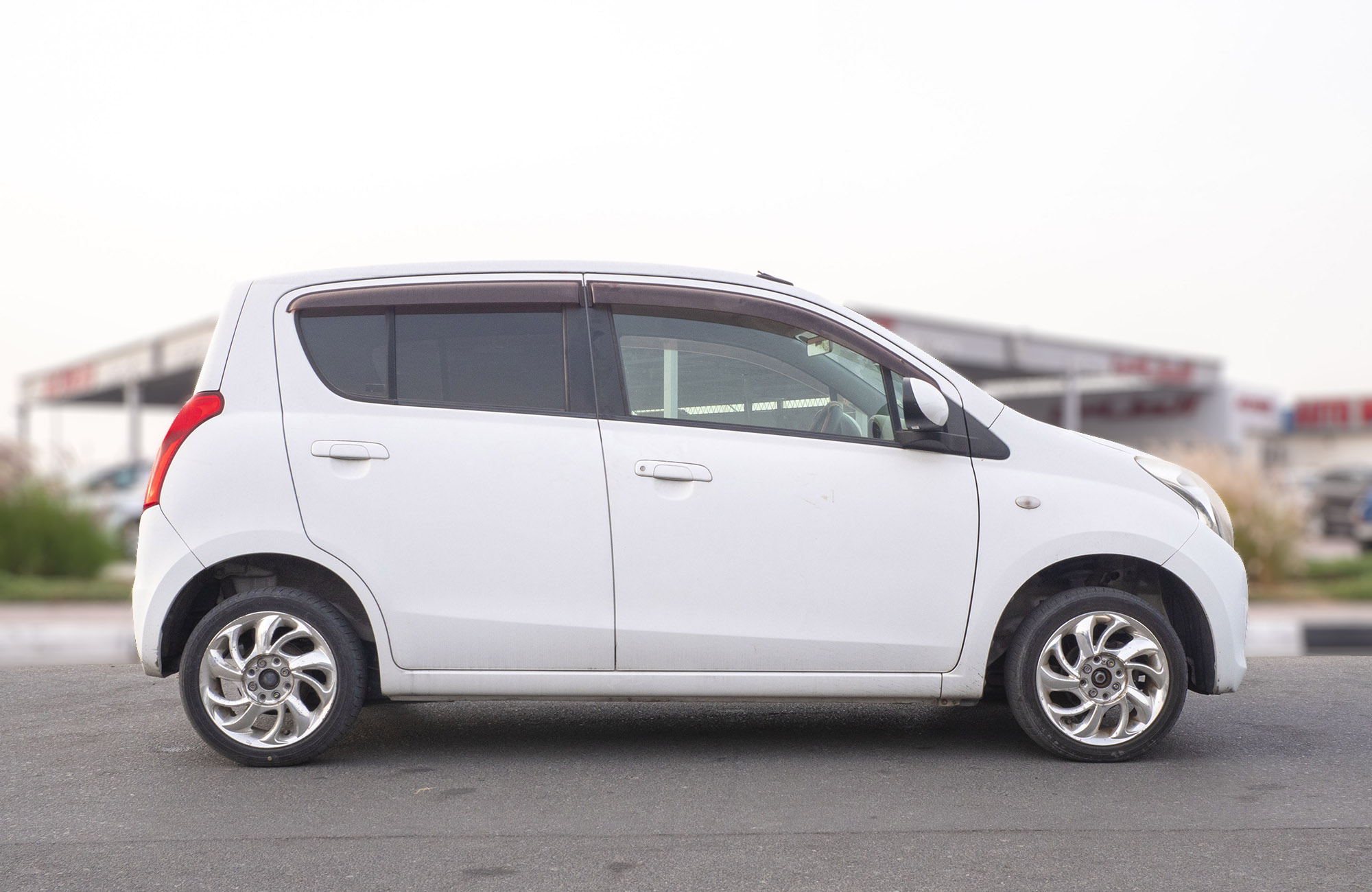 
								Mazda Carol 2wd Model 2011 full									