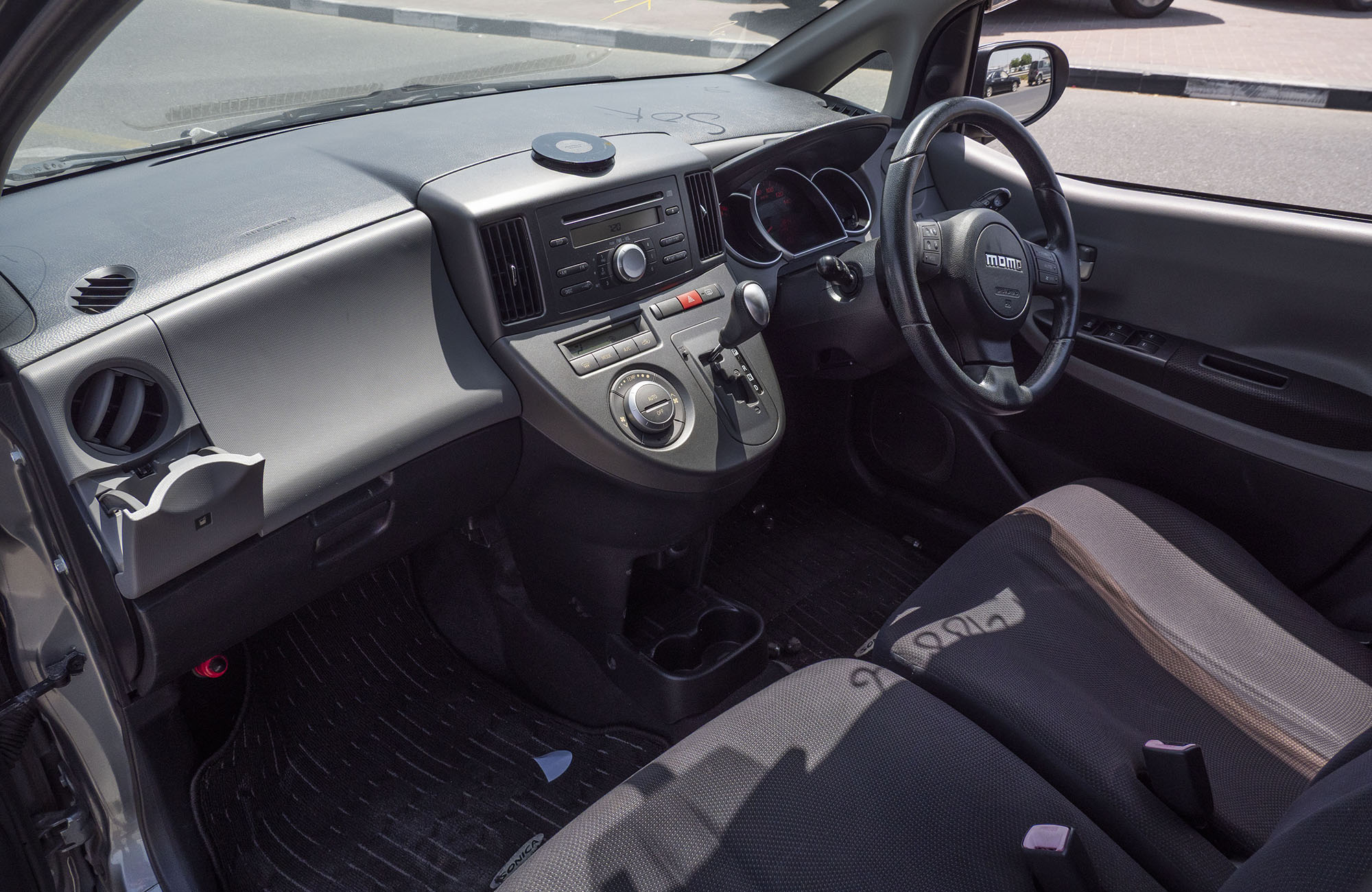 
								DAIHATSU SONICA RS 2WD MODEL 2007 full									