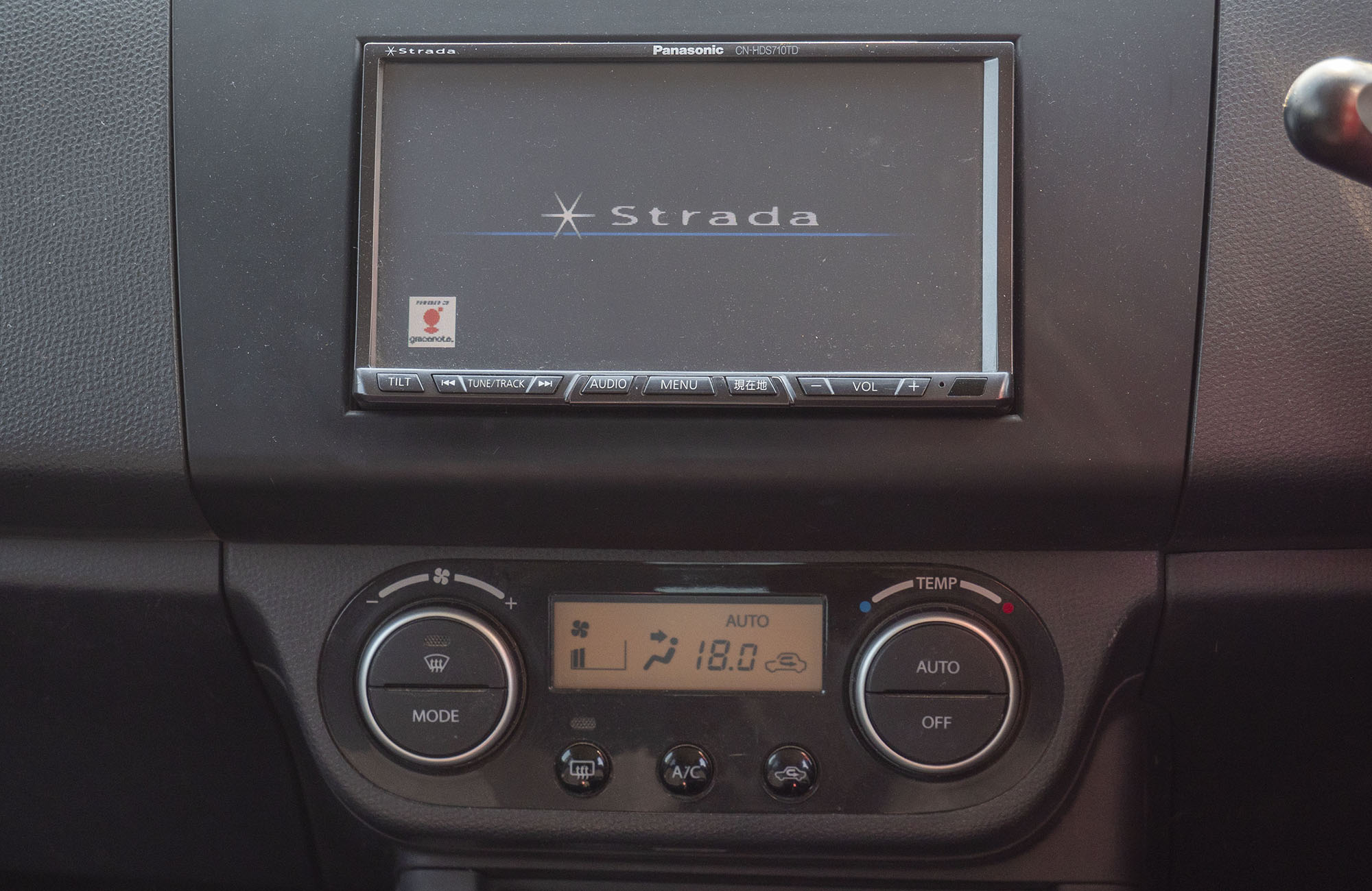 
								Suzuki Swift 2wd Model 2007 full									