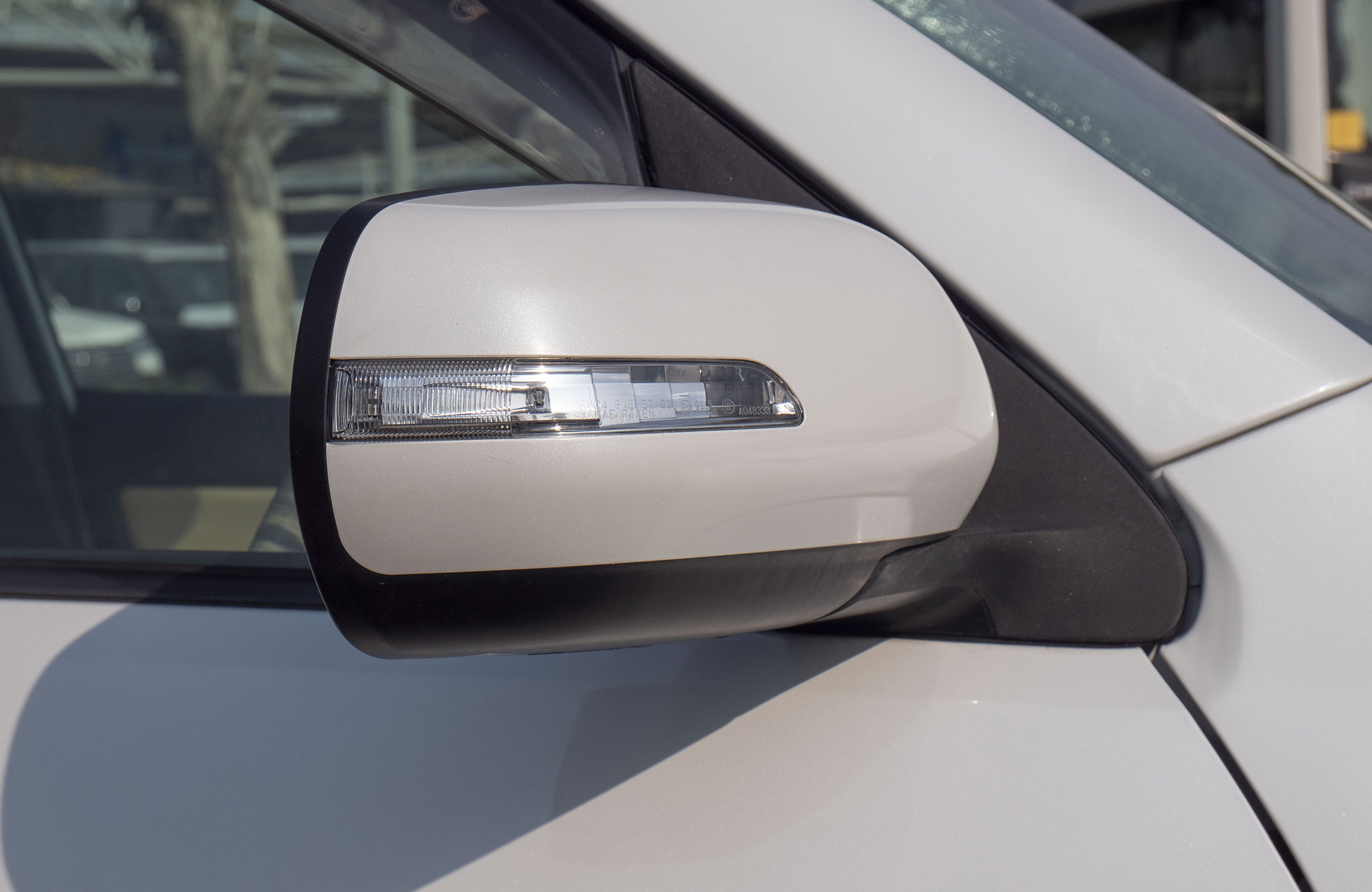 
								Suzuki Escudo 2011 4WD full									