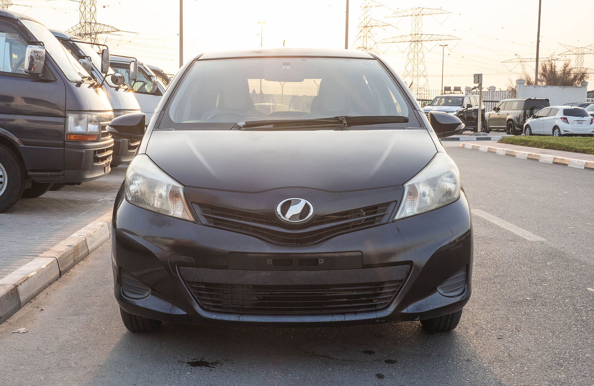 
								Toyota Vitz Model 2008 2wd full									