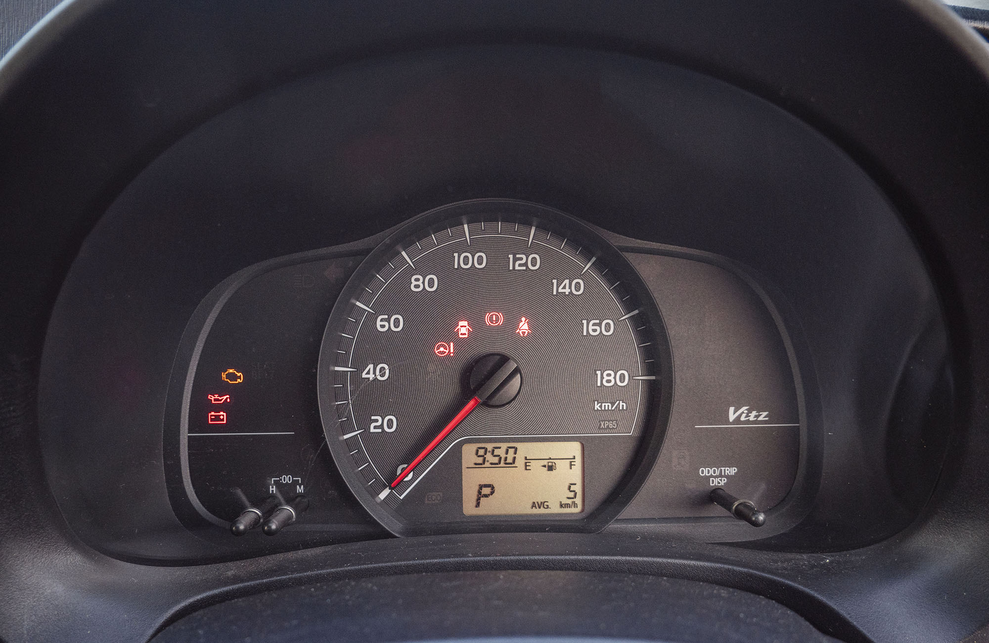 
								Toyota Vitz Model 2008 2wd full									