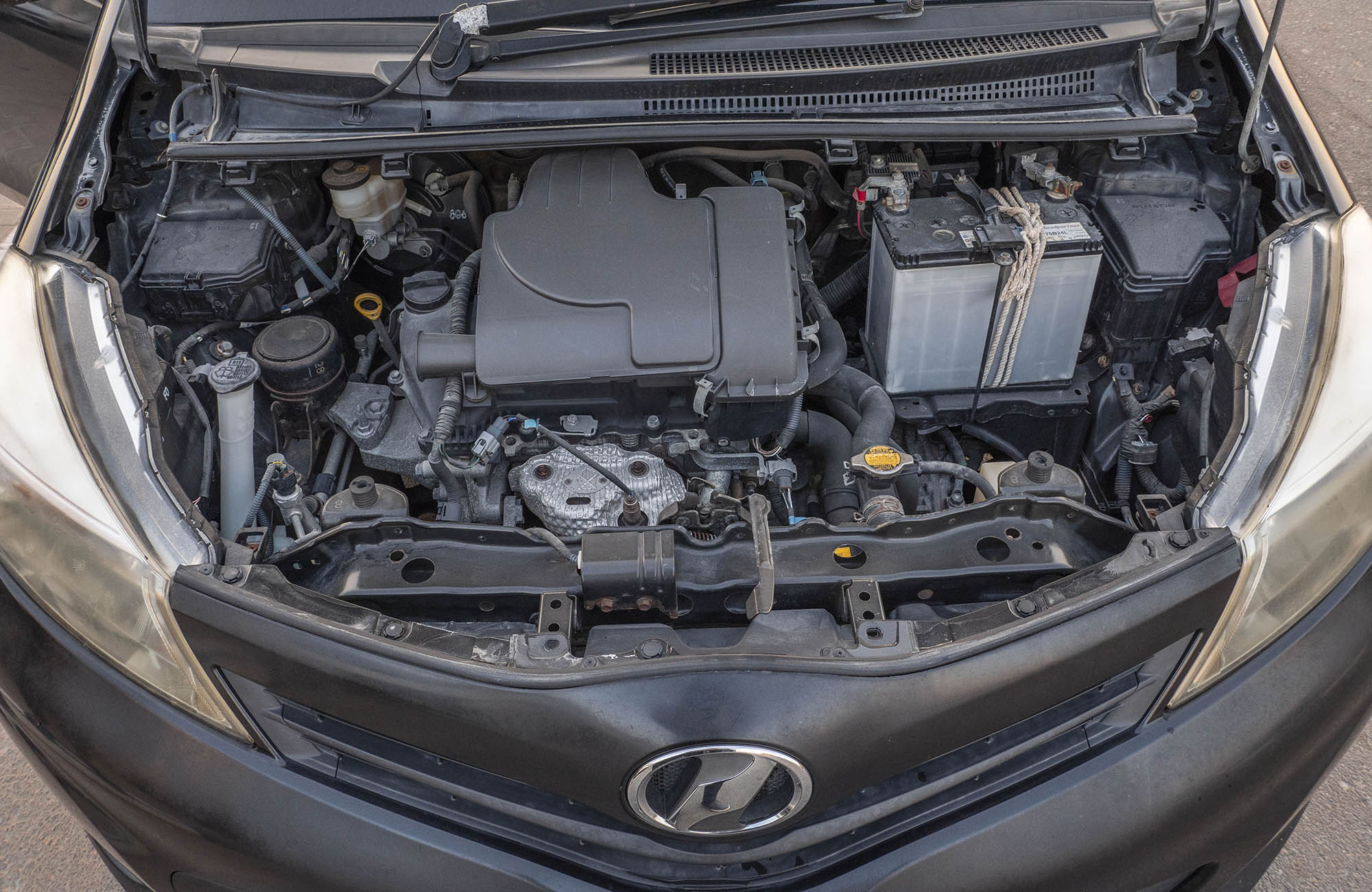 
								Toyota Vitz Model 2008 2wd full									