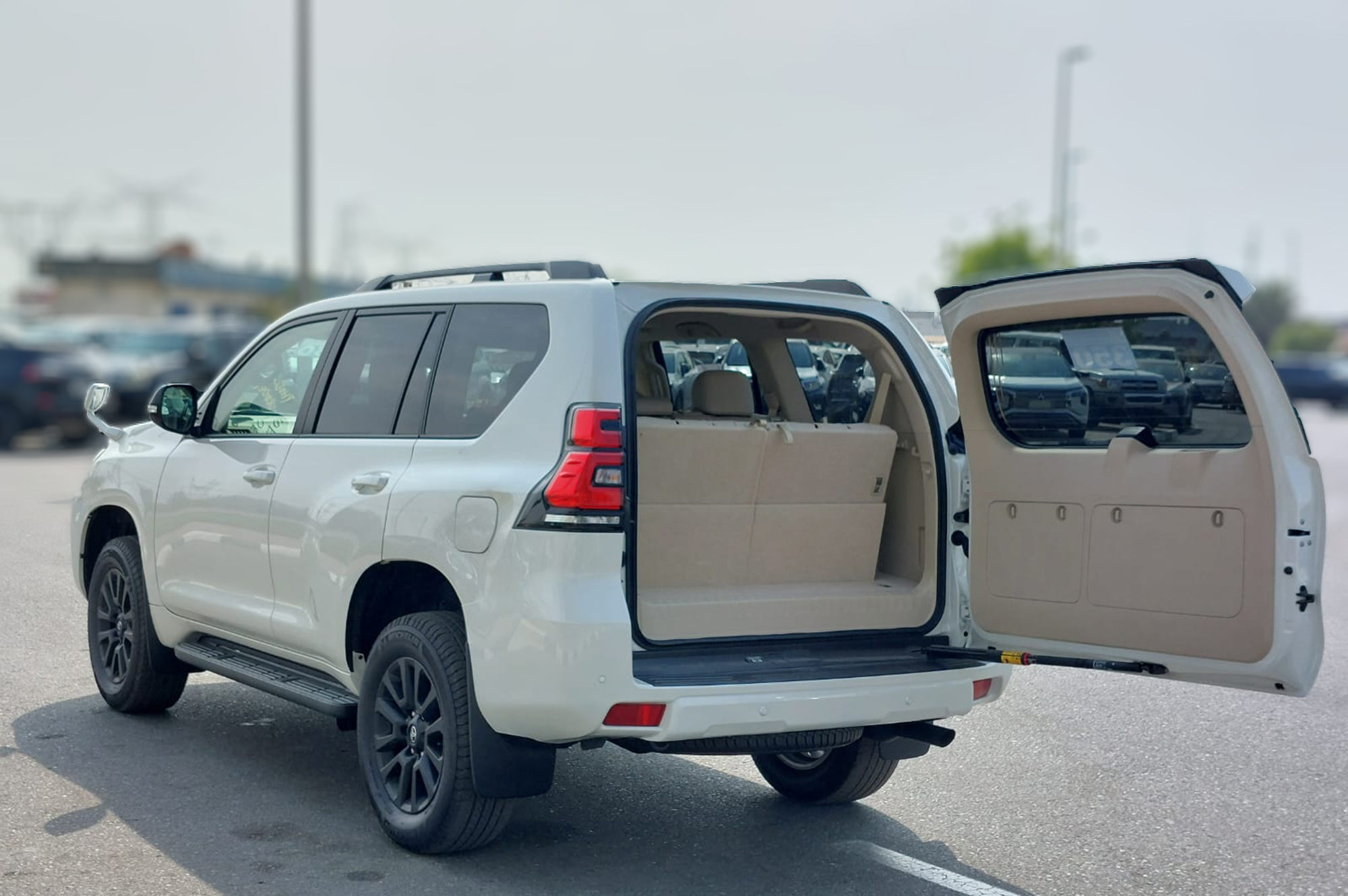 
								𝐓𝐨𝐲𝐨𝐭𝐚 𝐋𝐚𝐧𝐝 𝐂𝐫𝐮𝐢𝐬𝐞𝐫 𝐏𝐫𝐚𝐝𝐨 𝐓𝐗𝐋 𝐌𝐨𝐝𝐞𝐥 𝟐𝟎𝟐𝟑 𝟐.𝟕 𝐂𝐂 𝐏𝐞𝐭𝐫𝐨𝐥 full									