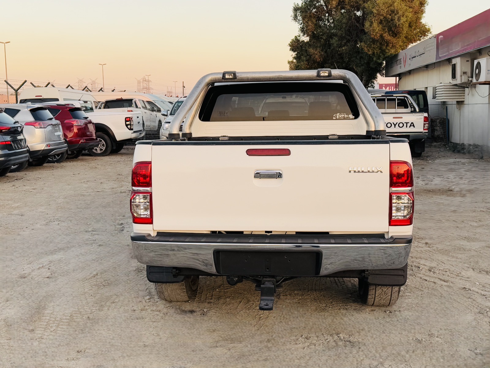 
								Toyota Hilux 2010 Model Manual full									
