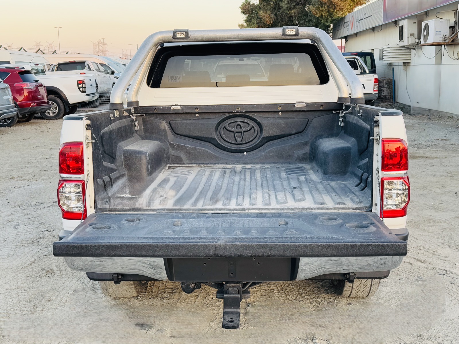 
								Toyota Hilux 2010 Model Manual full									
