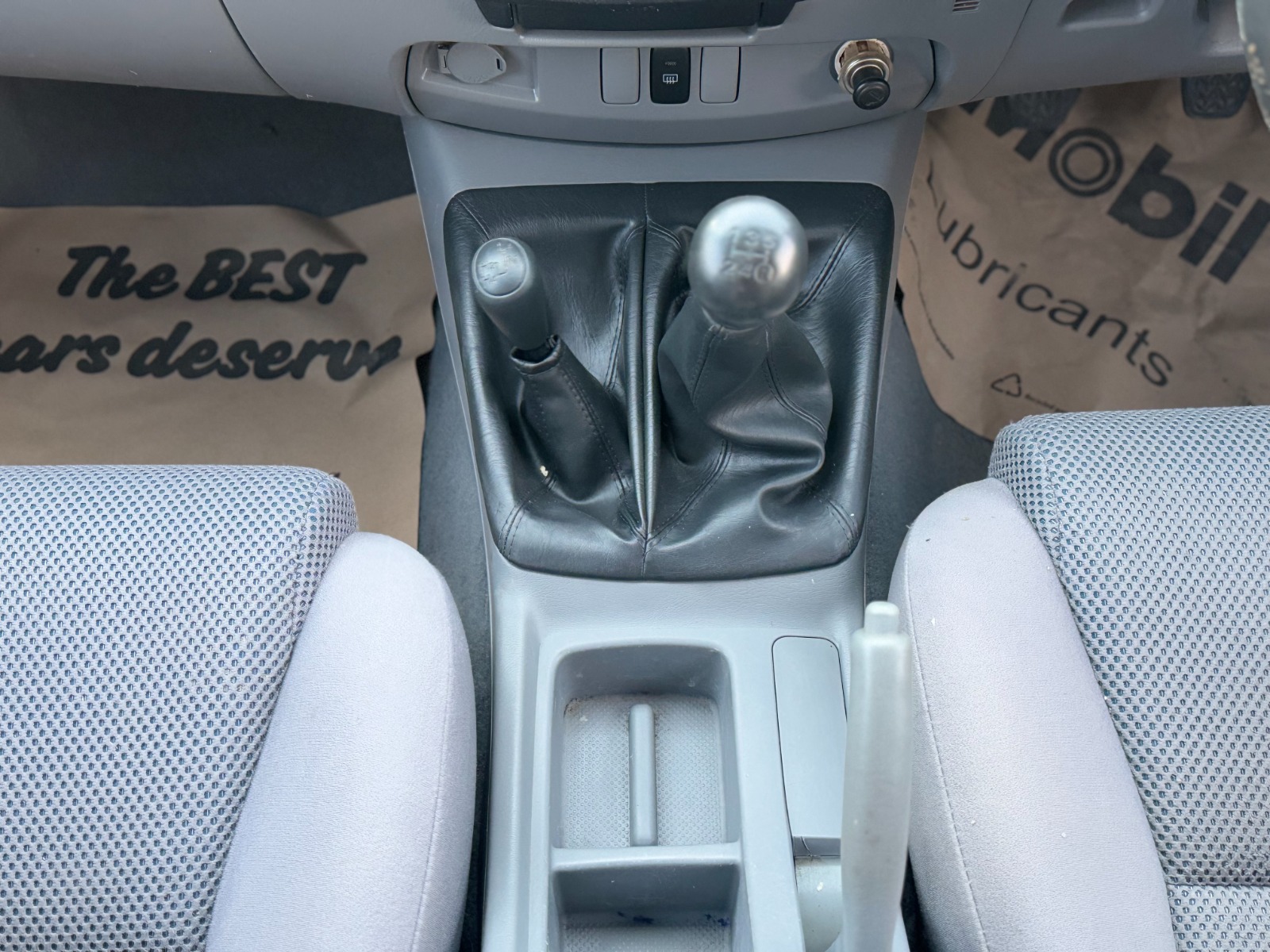 
								Toyota Hilux 2010 Model Manual full									