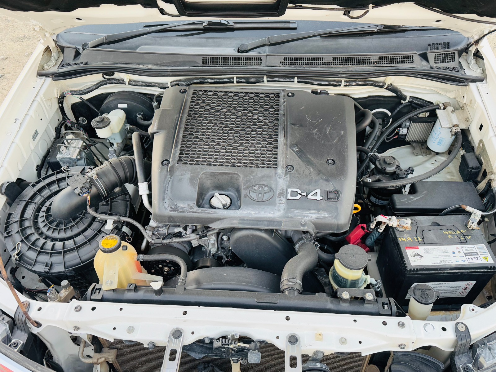 
								Toyota Hilux 2010 Model Manual full									