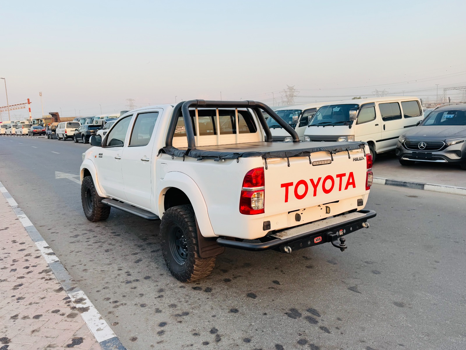 
								Toyota Hilux 2010 Model manual full									