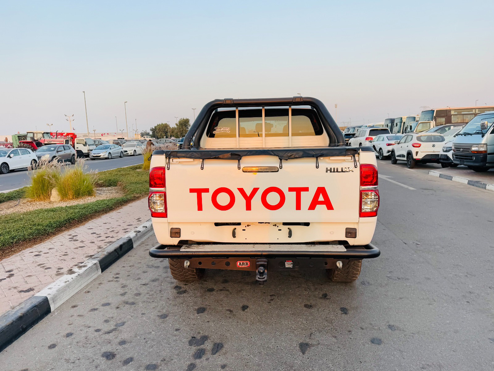 
								Toyota Hilux 2010 Model manual full									