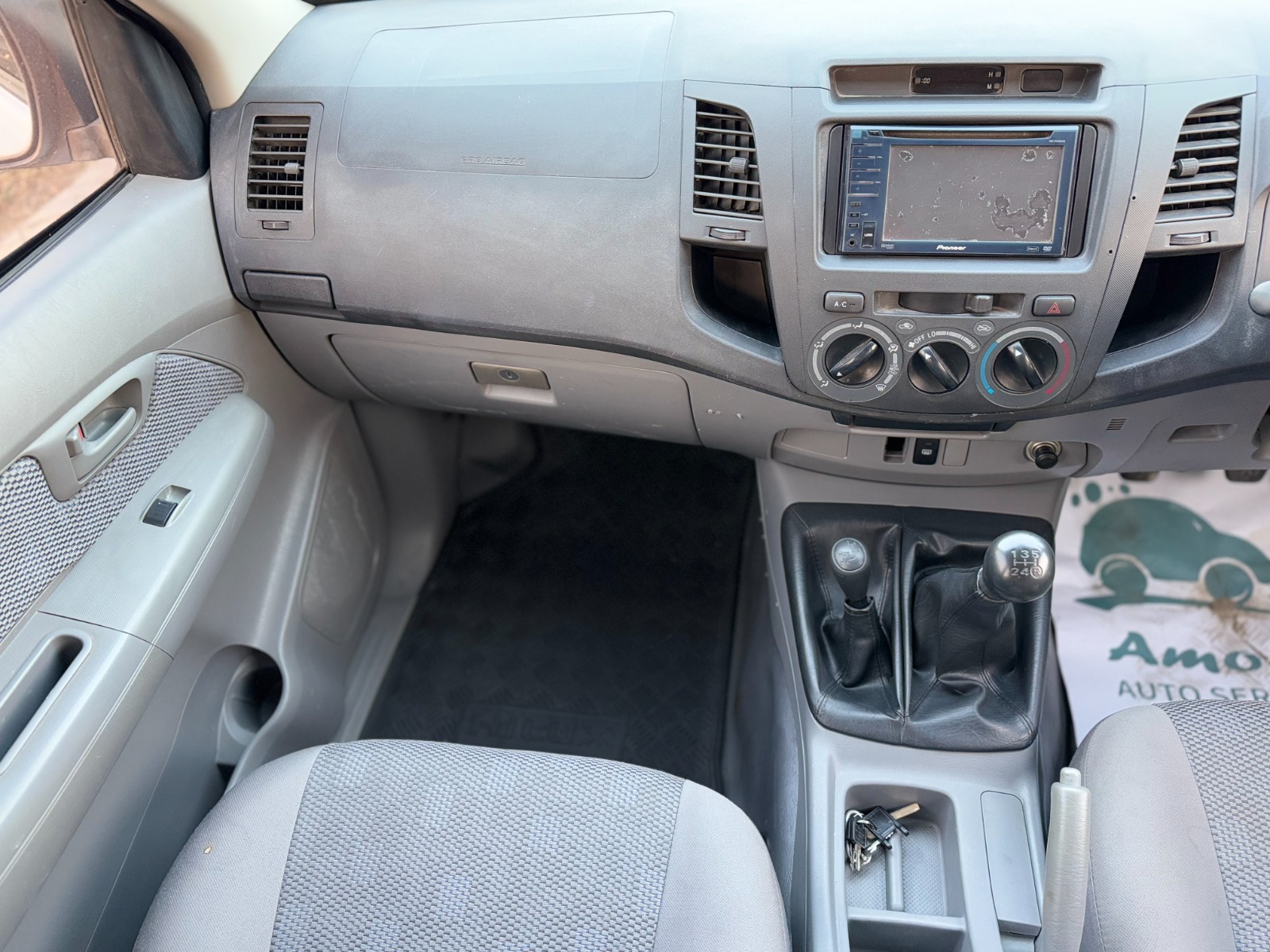 
								Toyota Hilux 2010 Model manual full									