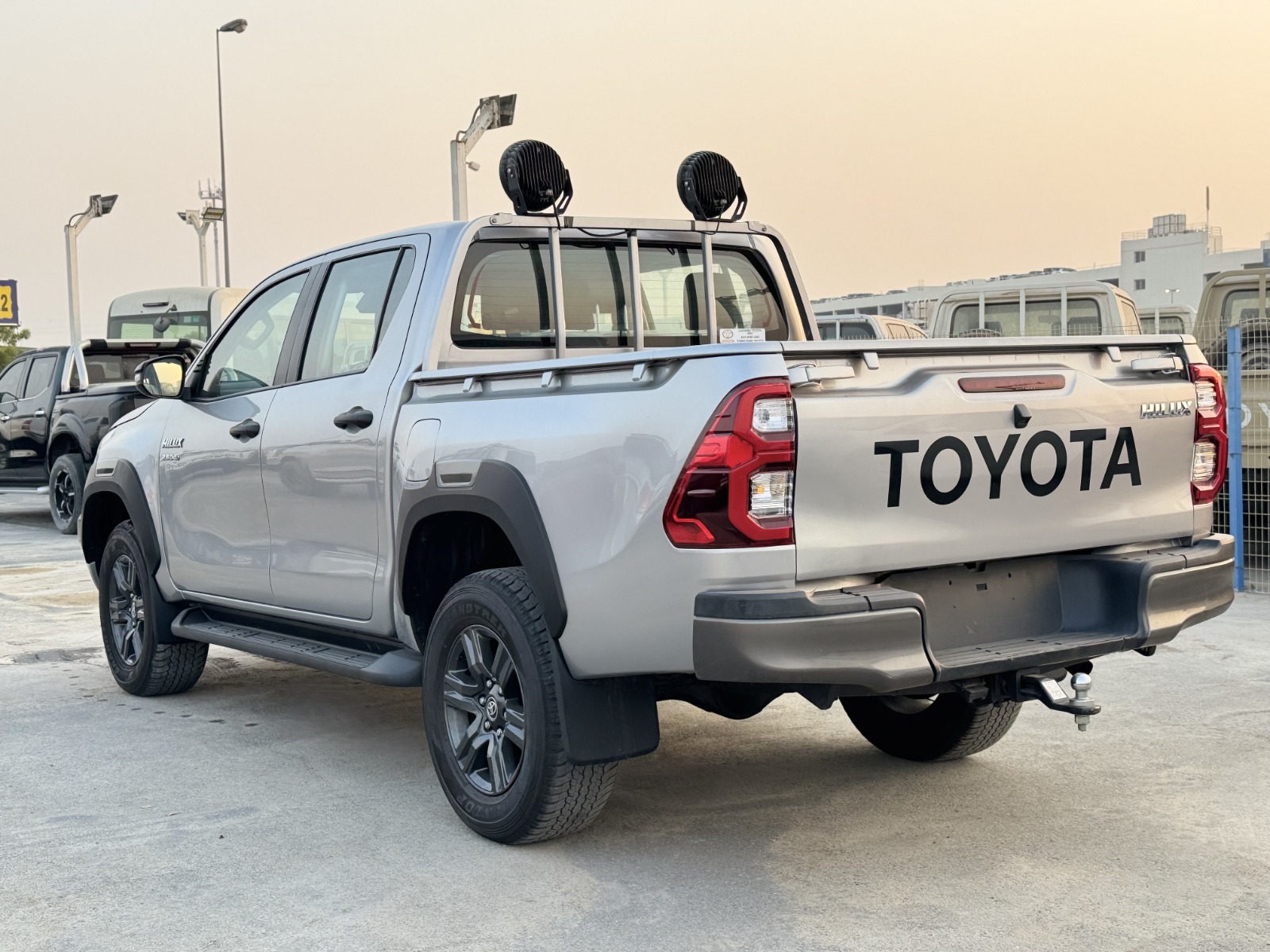 
								Toyota Hilux 2021 Model Manual full									