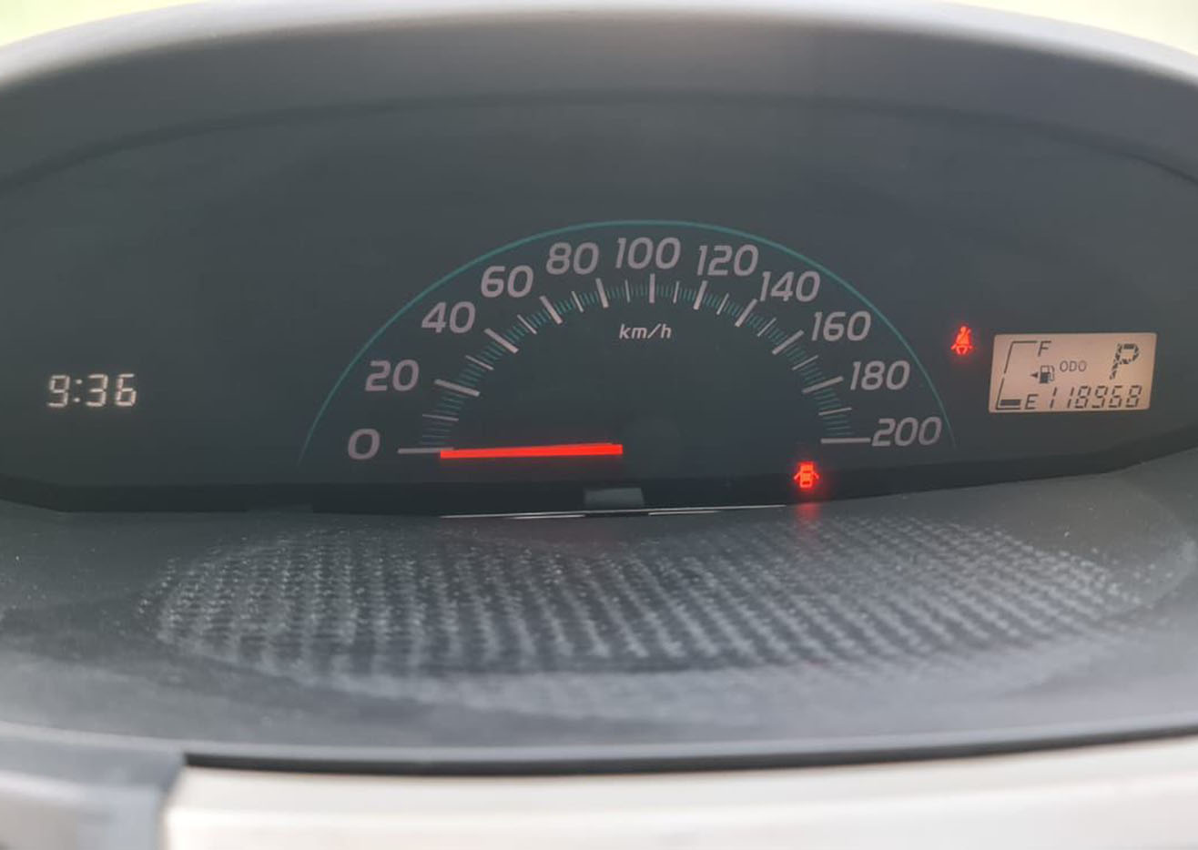 
								Toyota Yaris Model 2010 full									