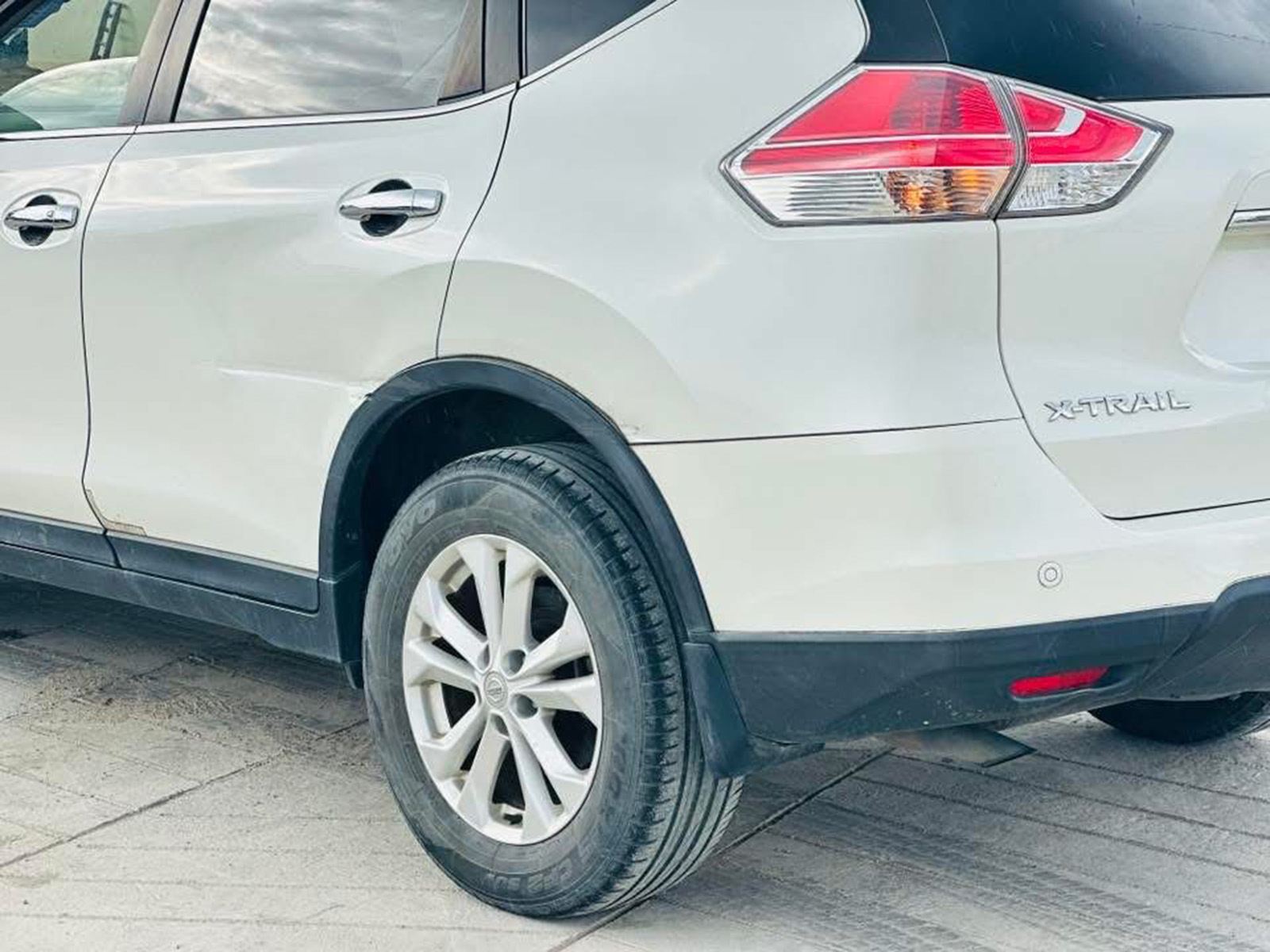 
								Nissan X-Trail Model 2014 full									