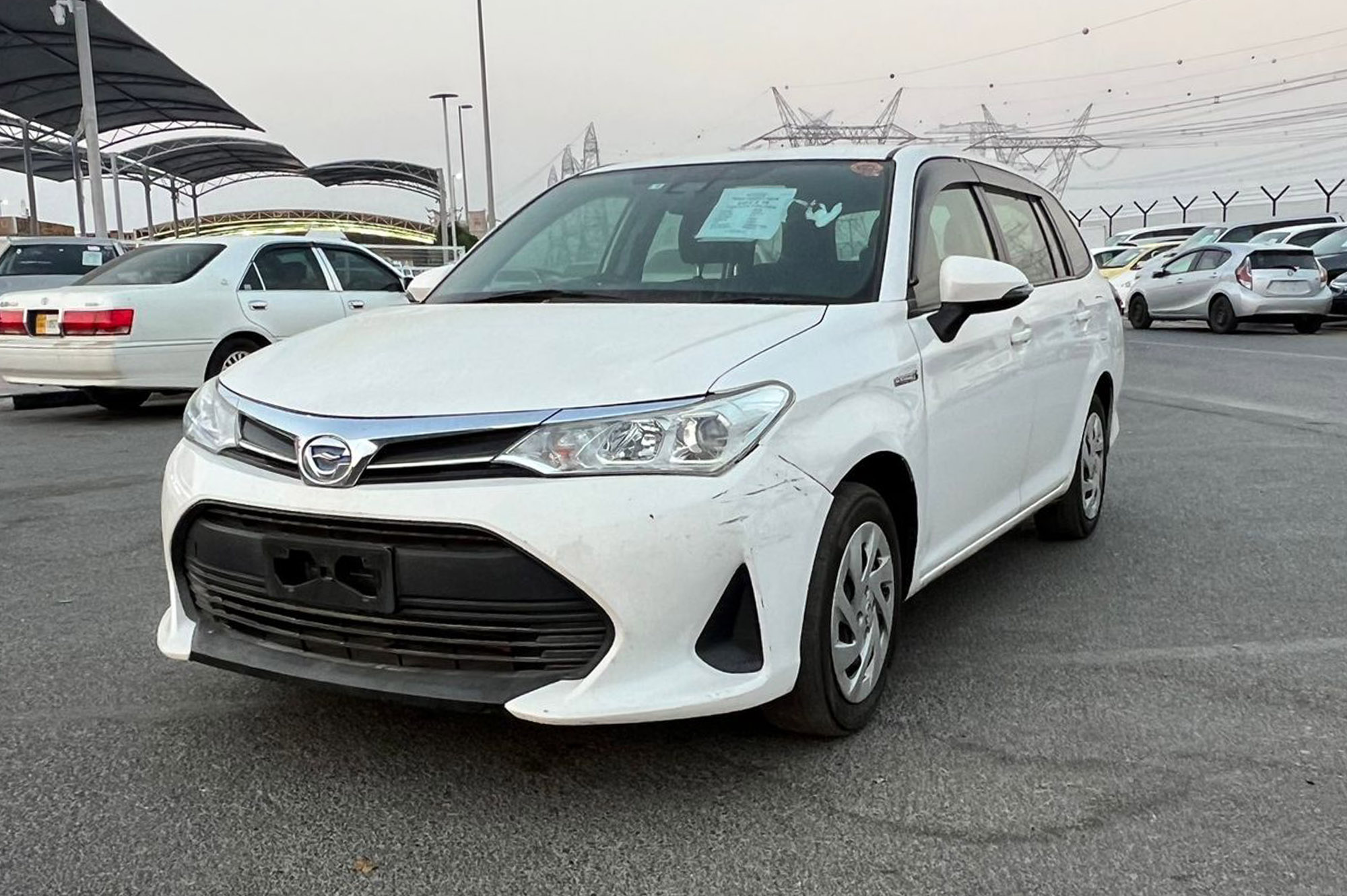 
								Toyota Fielder Hybrid Model 2017 full									