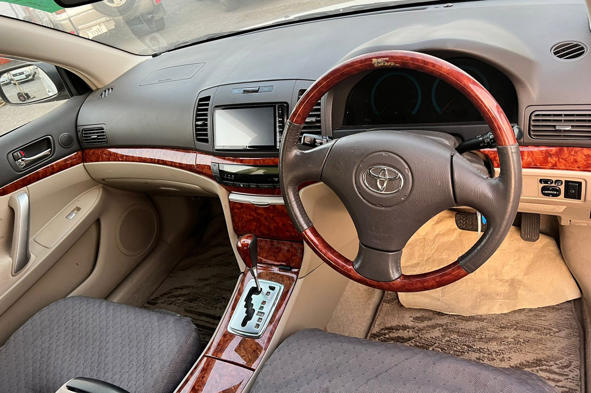 
								Toyota Premio Model 2007 full									