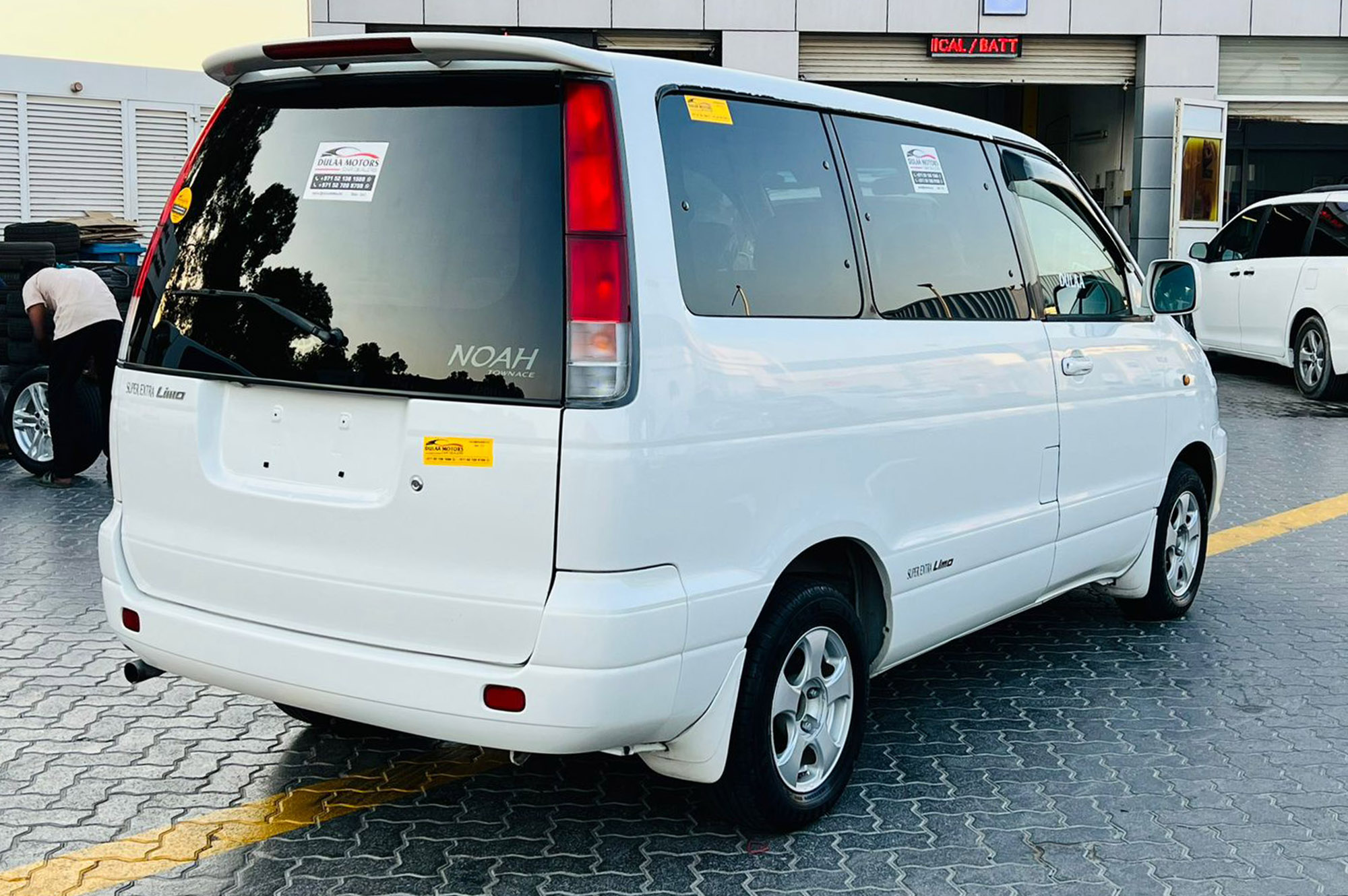 
								Toyota Townace Noah Model 2002 full									