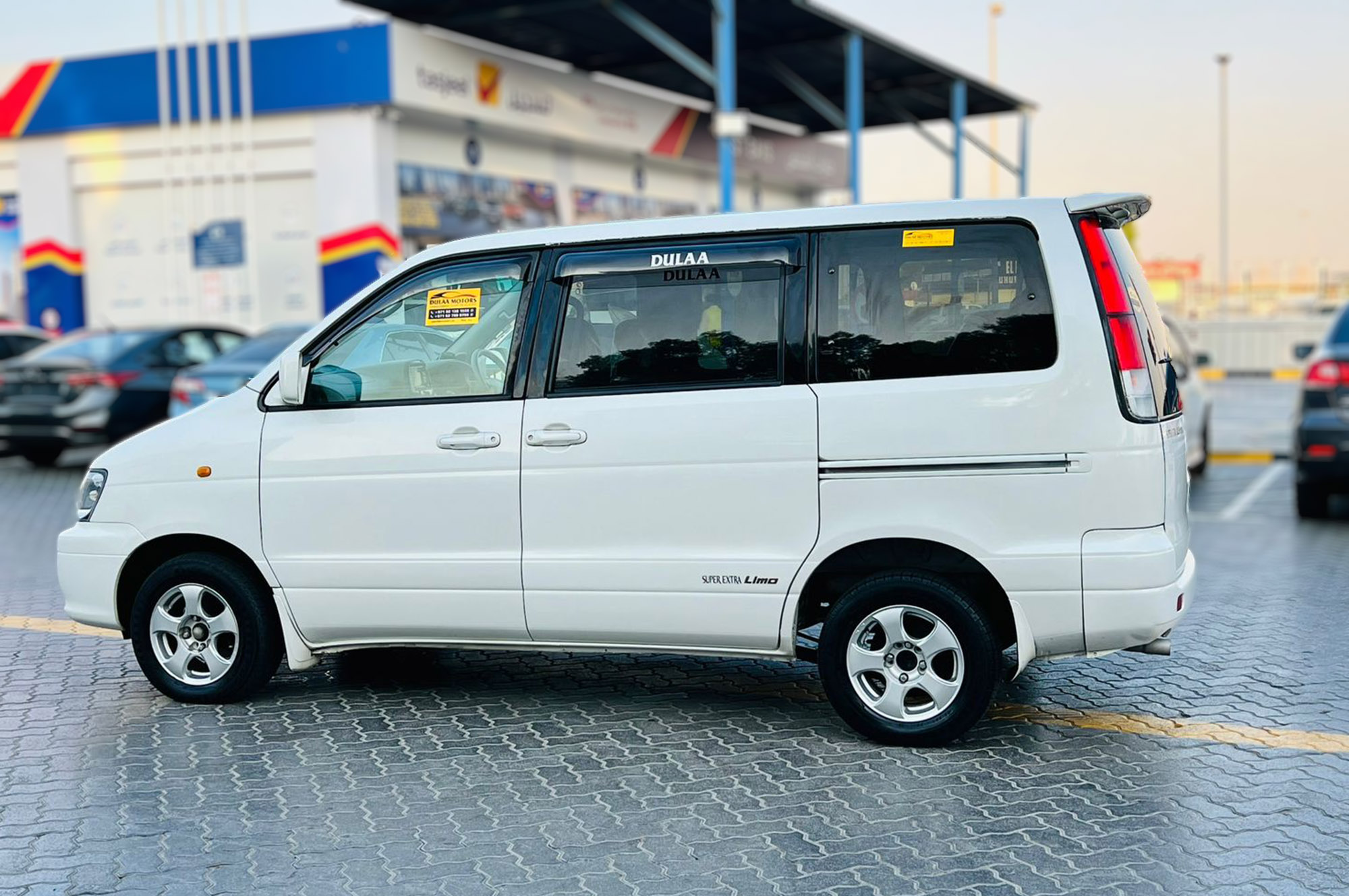 
								Toyota Townace Noah Model 2002 full									