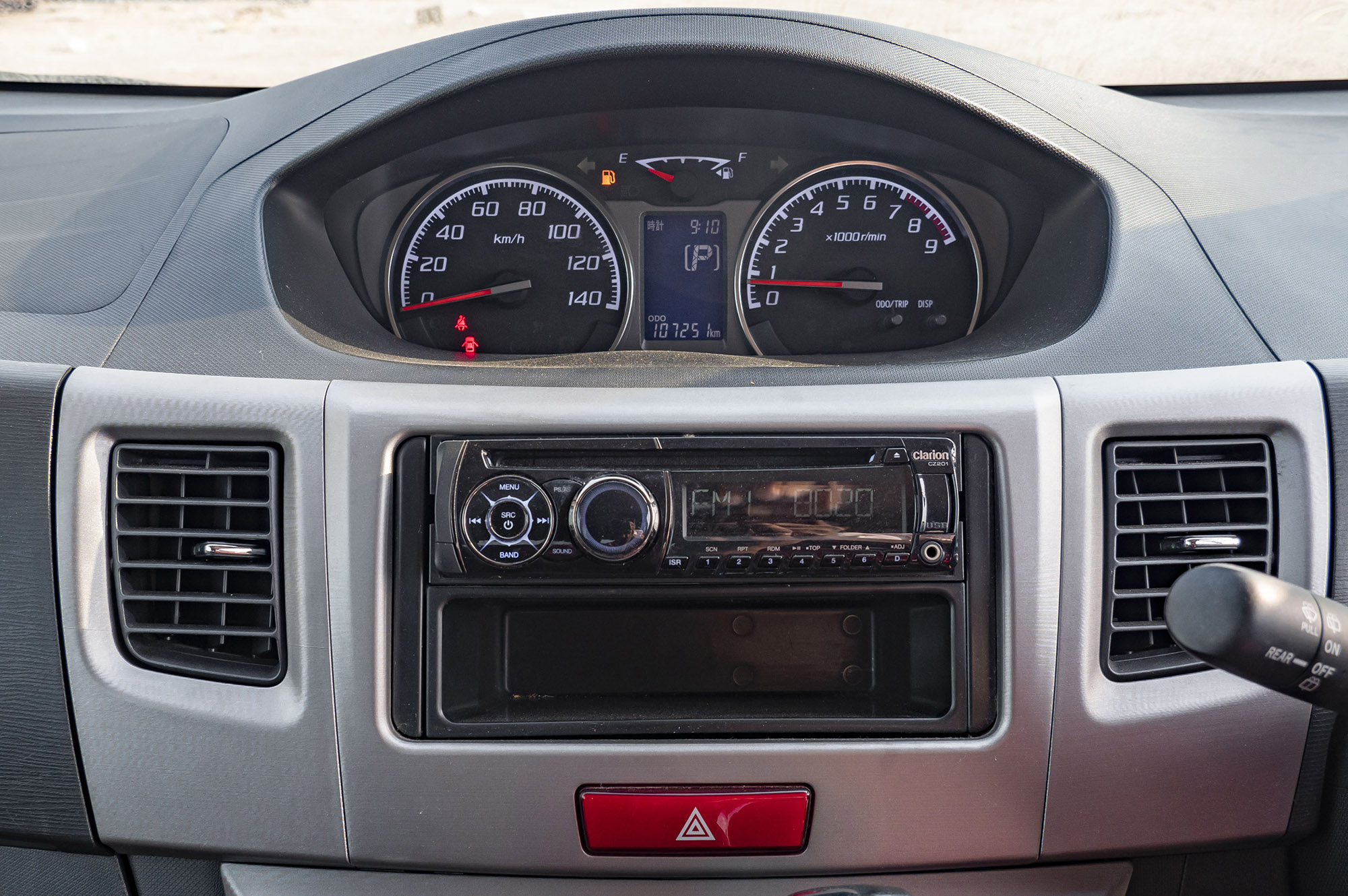 
								Daihatsu move X Model 2012 full									