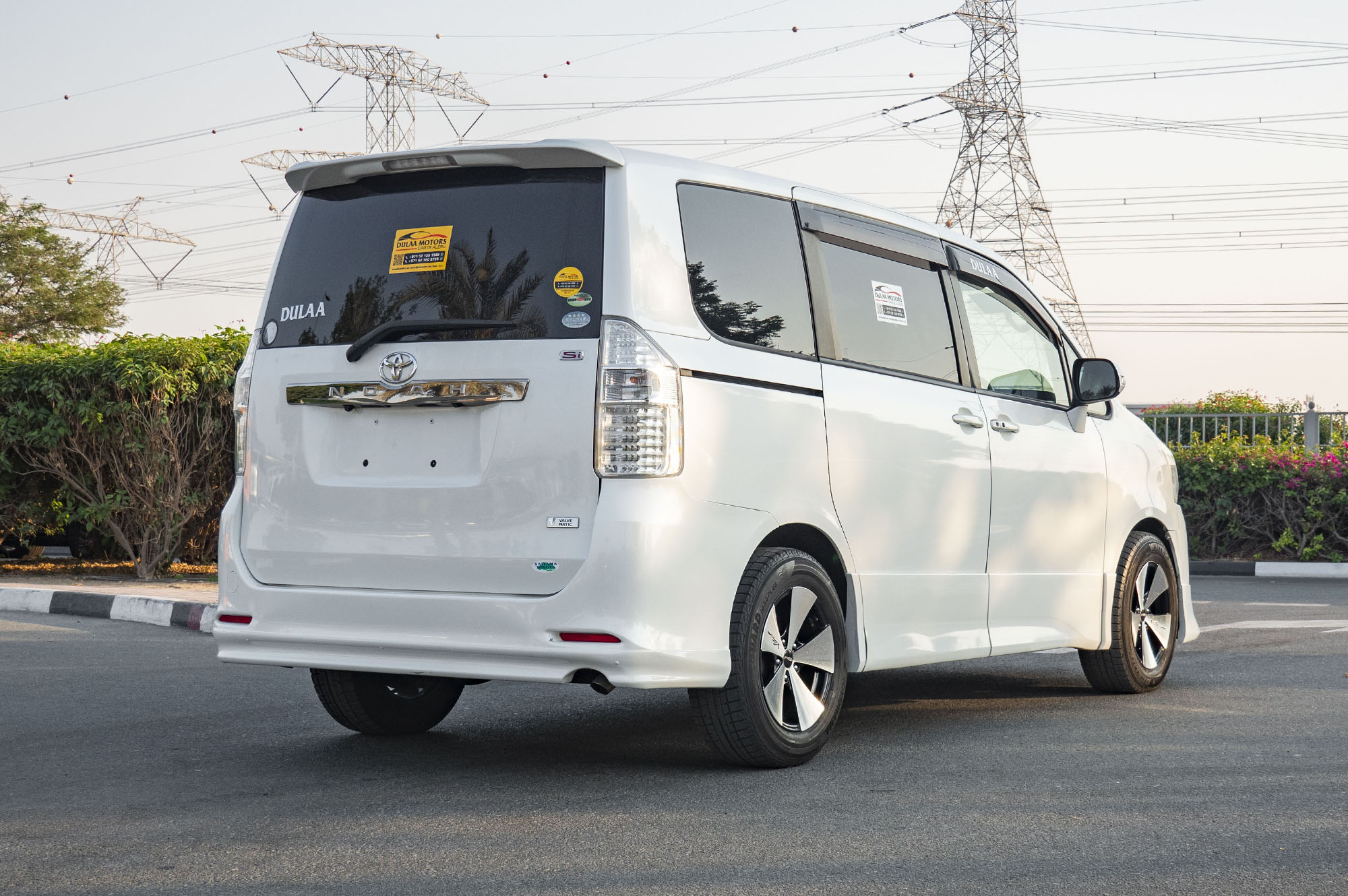 
								Toyota Noah Model 2010 full									