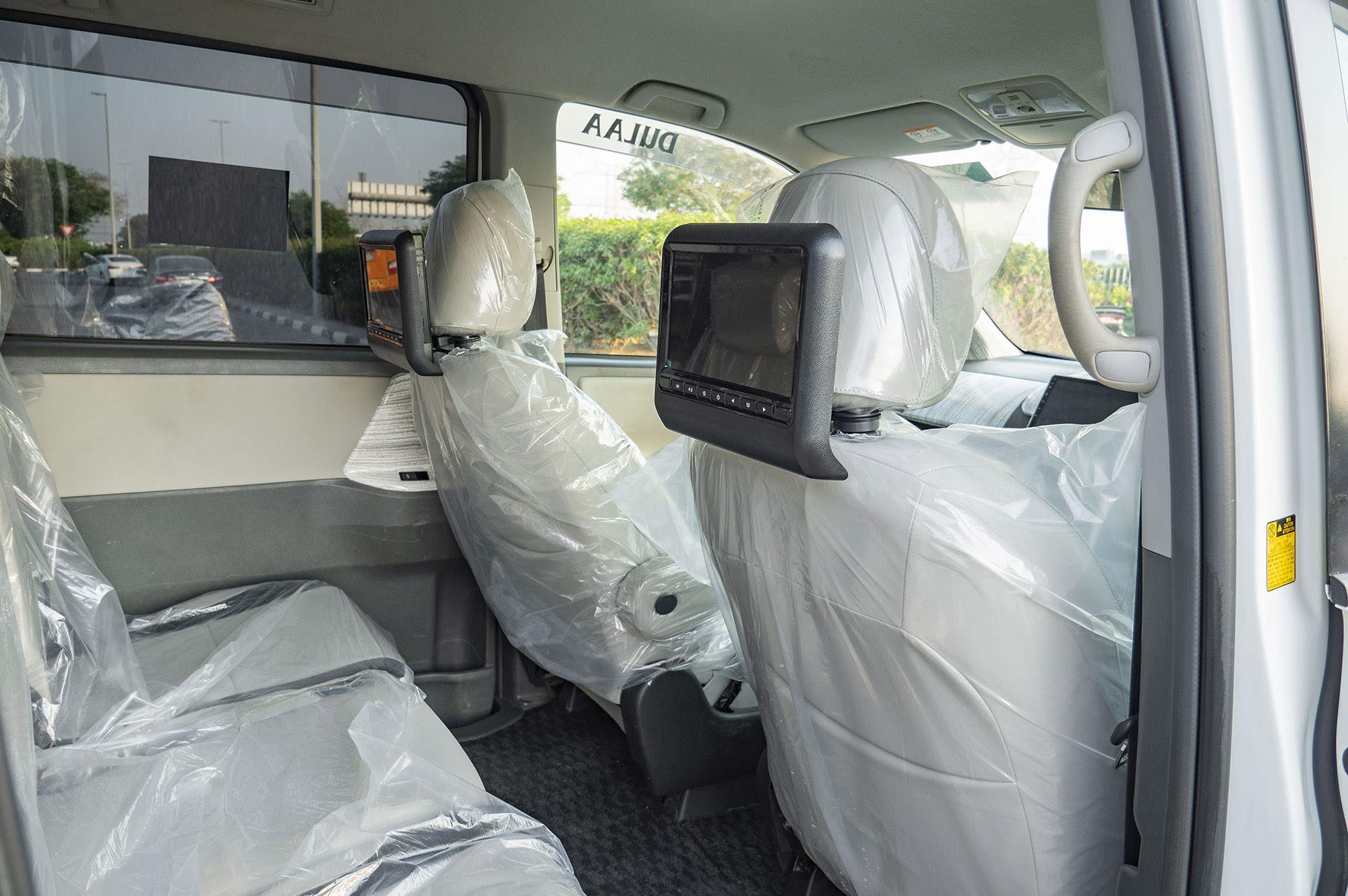 
								Toyota Noah Model 2010 full									