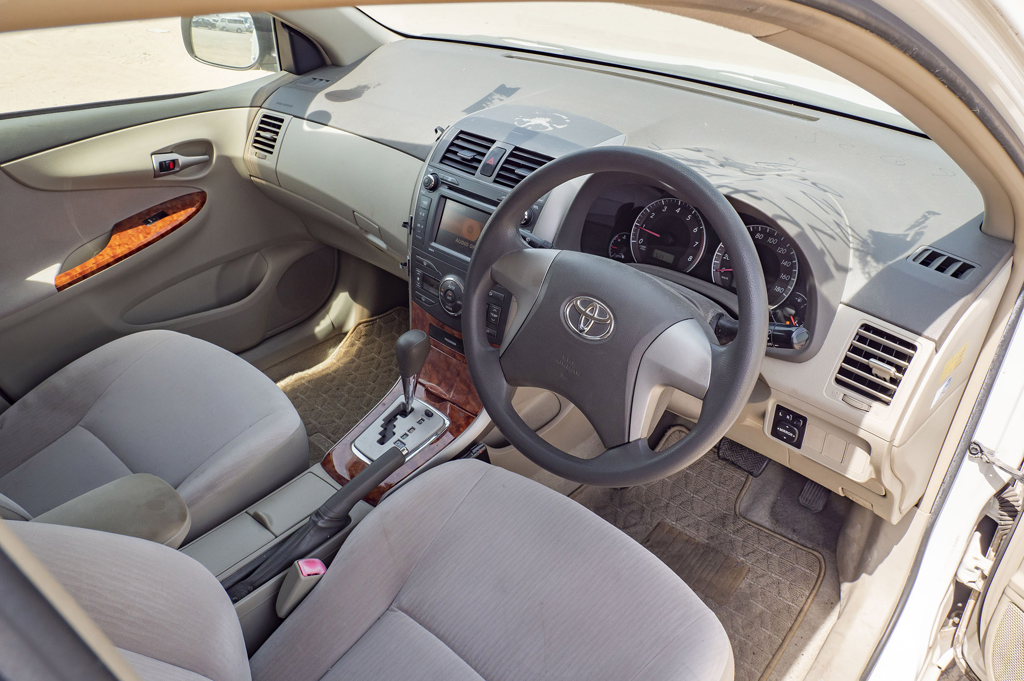 
								Toyota Corrola Axio Model 2008 full									