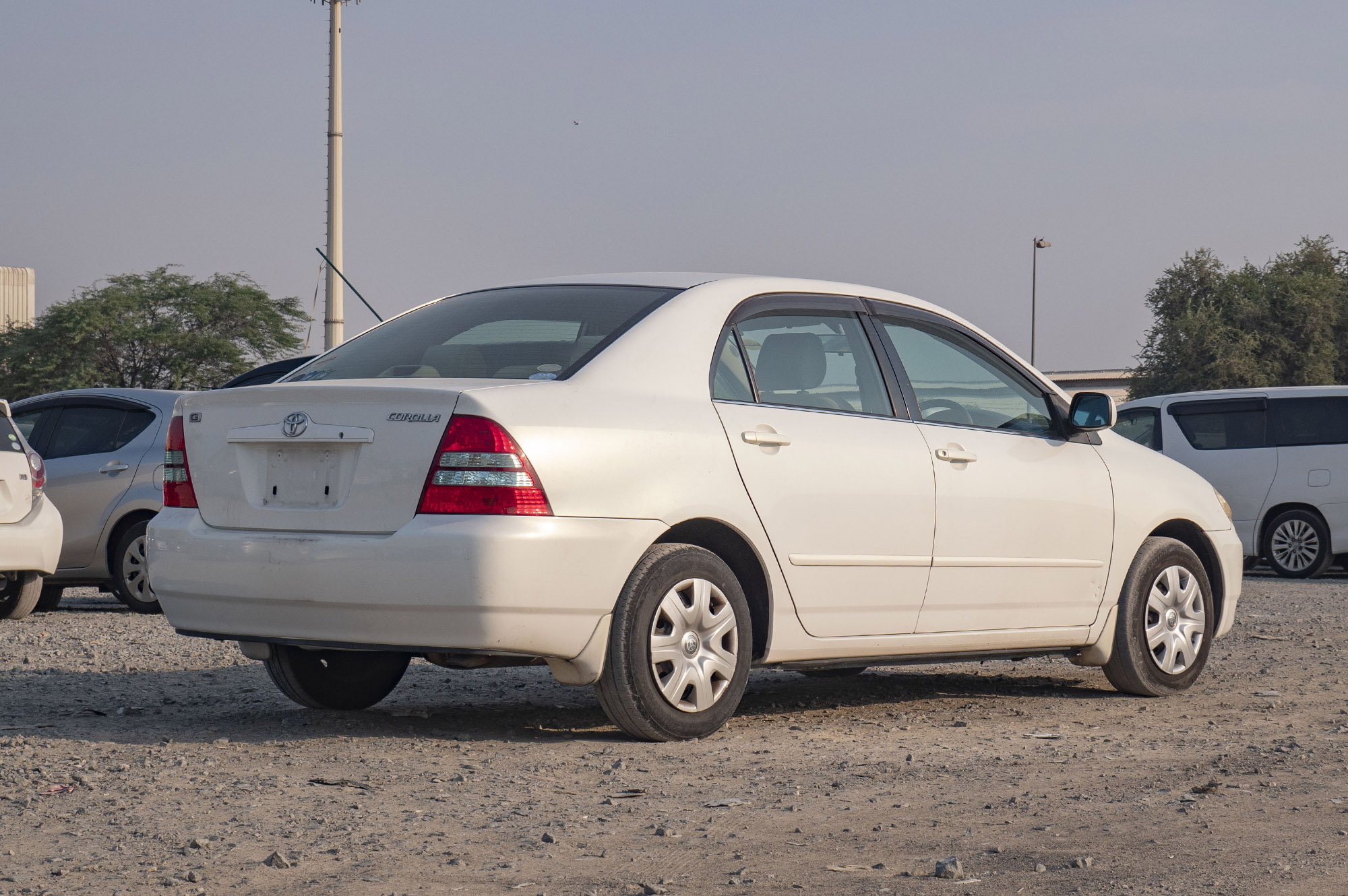
								Toyota Corolla G Model 2004 full									