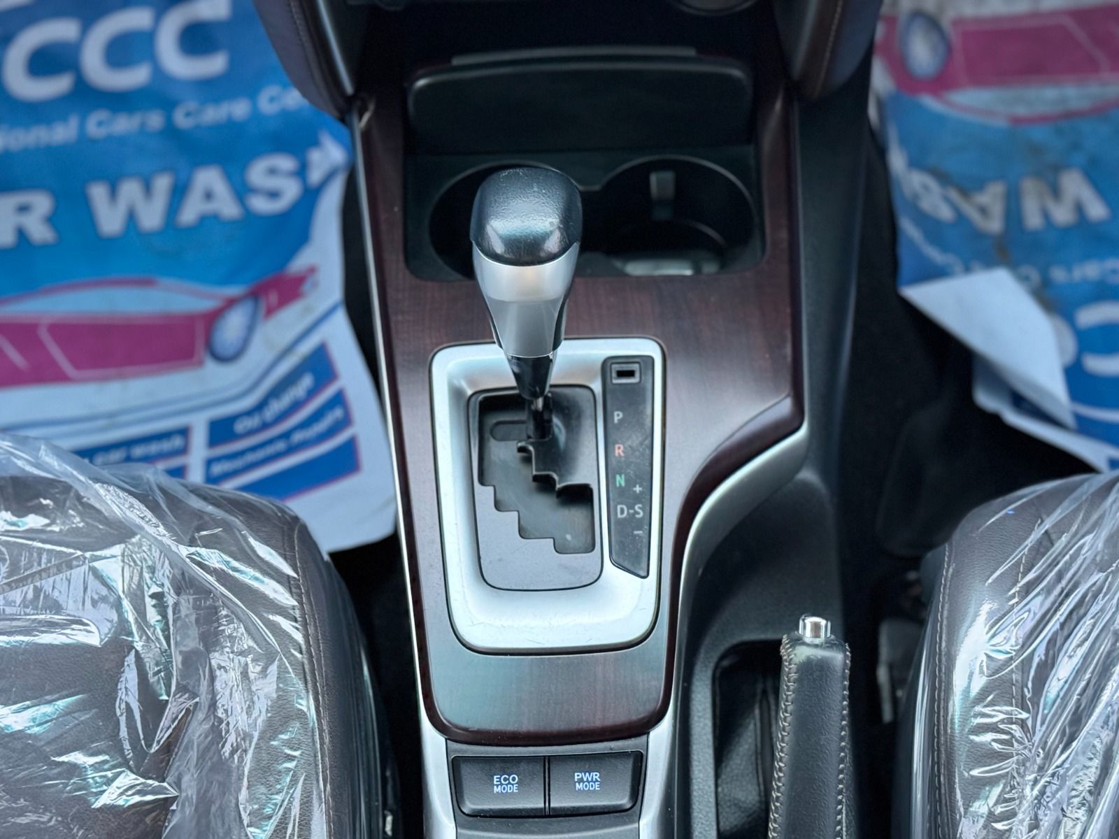 
								Toyota Fortuner Diesel Model 2017 full									