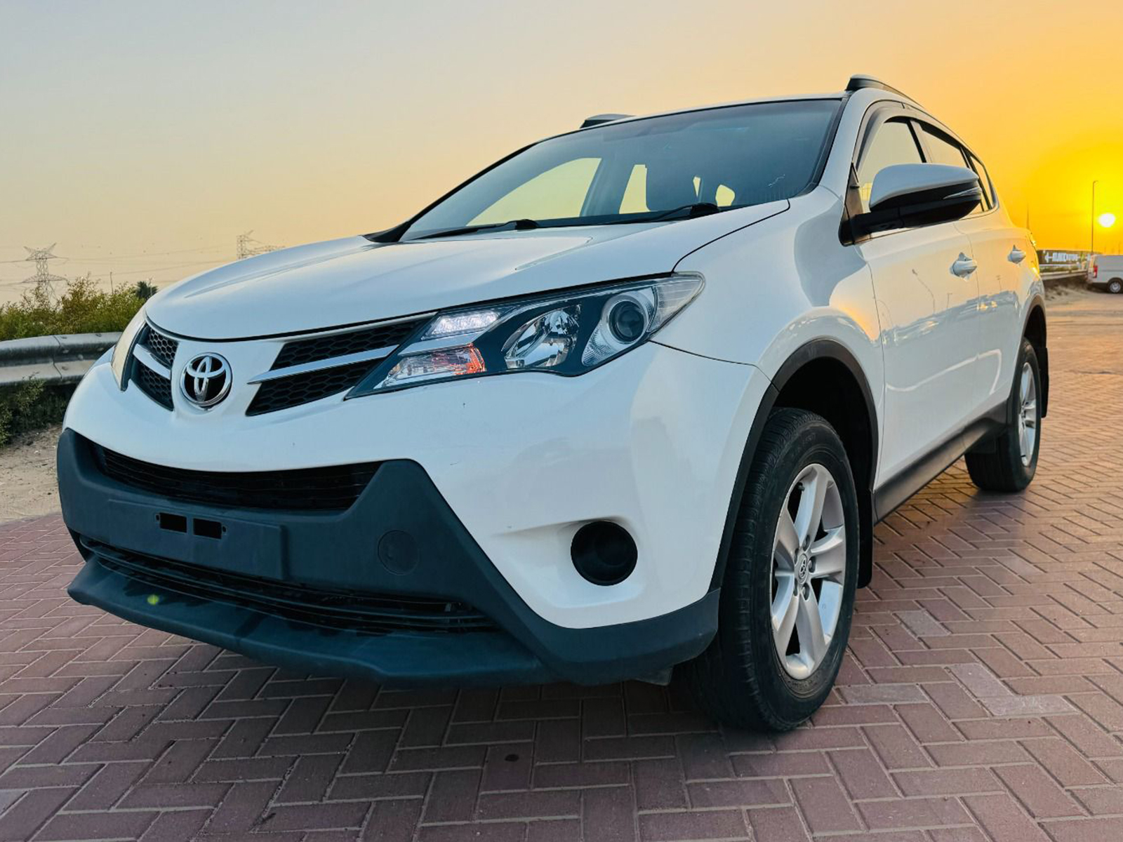 
								Toyota Rav4 Model 2013 full									