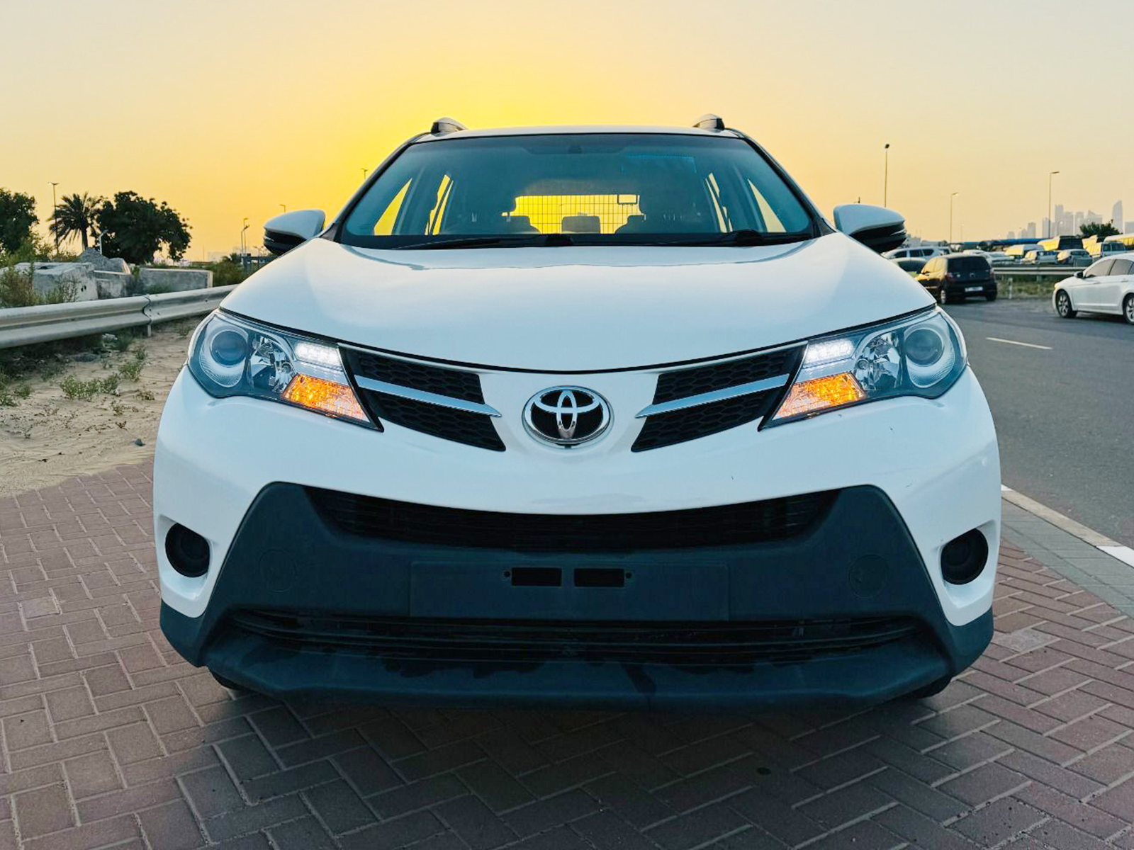 
								Toyota Rav4 Model 2013 full									