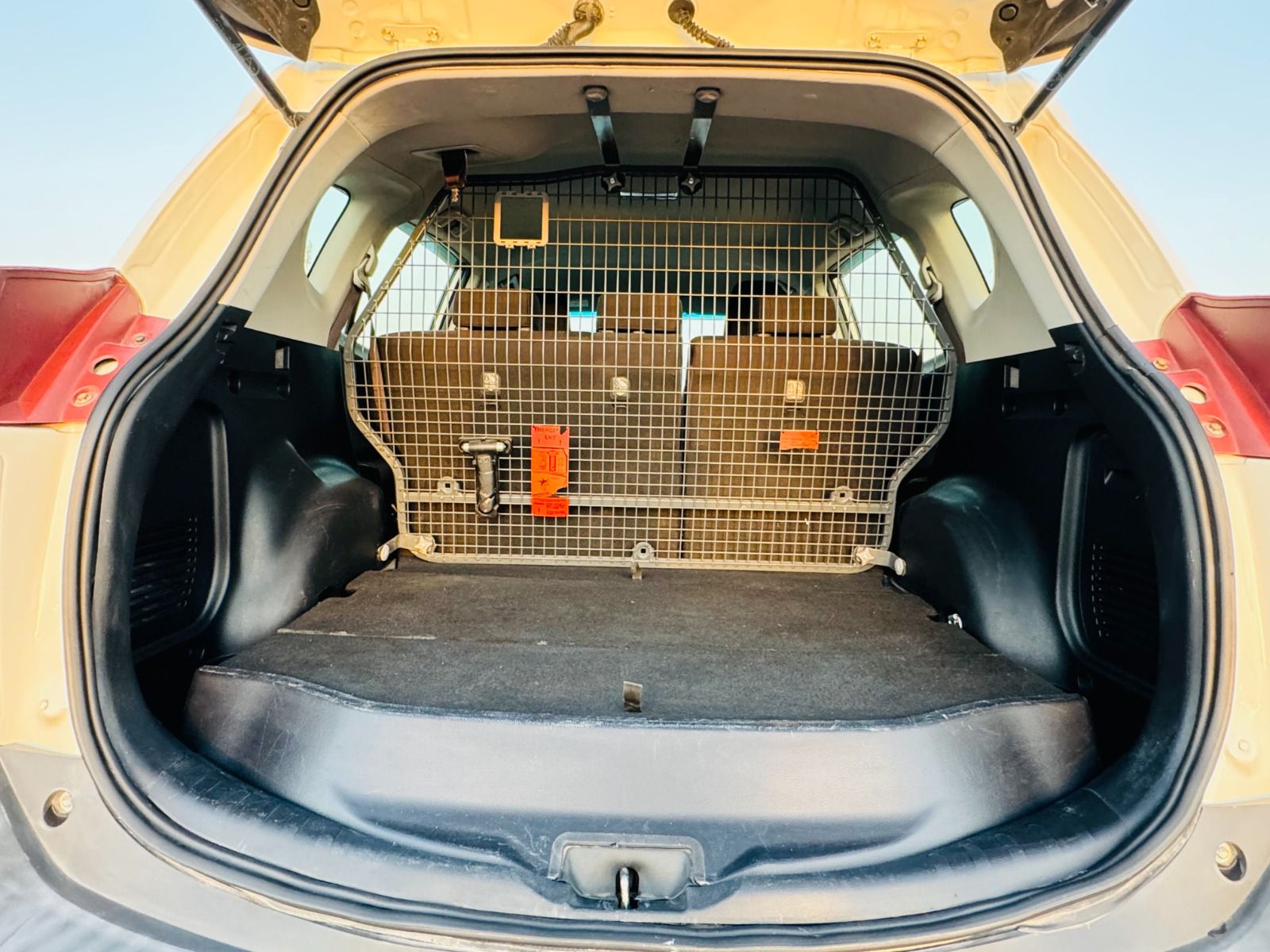 
								Toyota Rav4 Model 2013 full									