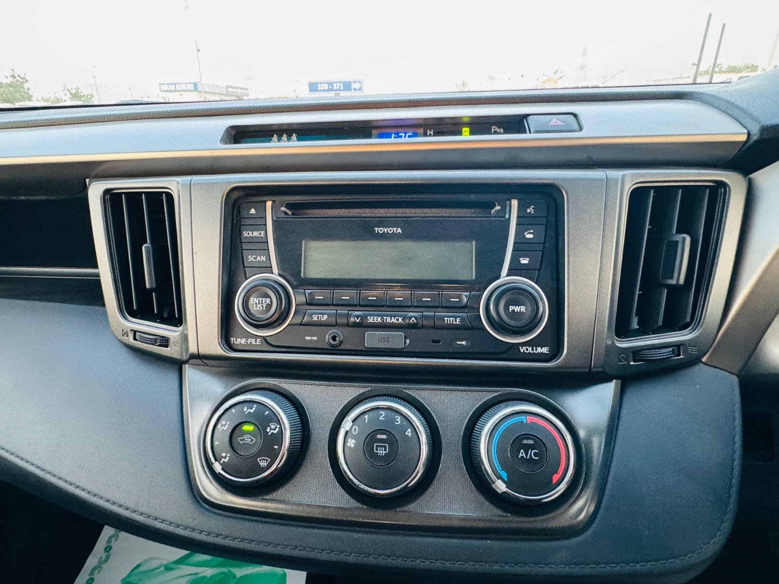 
								Toyota Rav4 Diesel Model 2018 full									