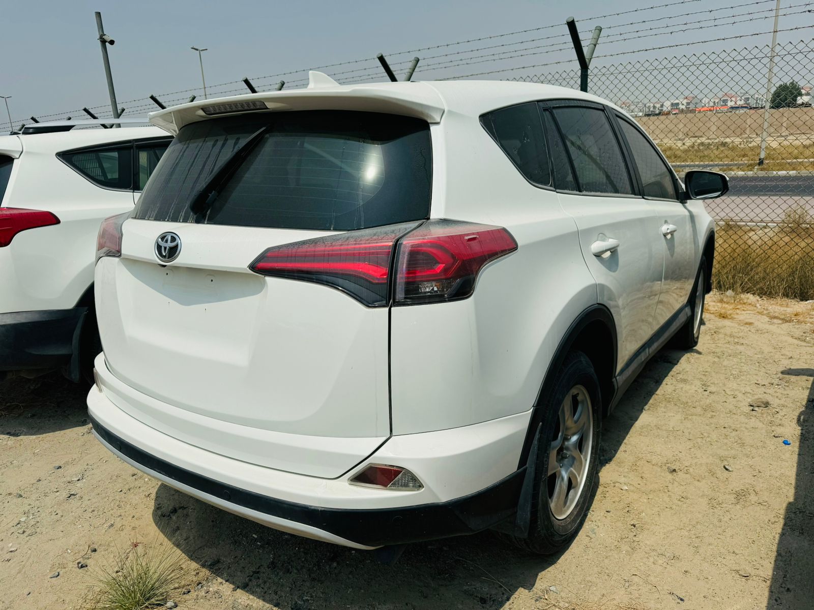 
								Toyota Rav4 Diesel Model 2018 full									