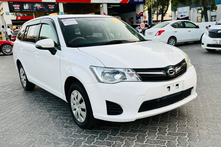 Toyota Fielder Model 2013