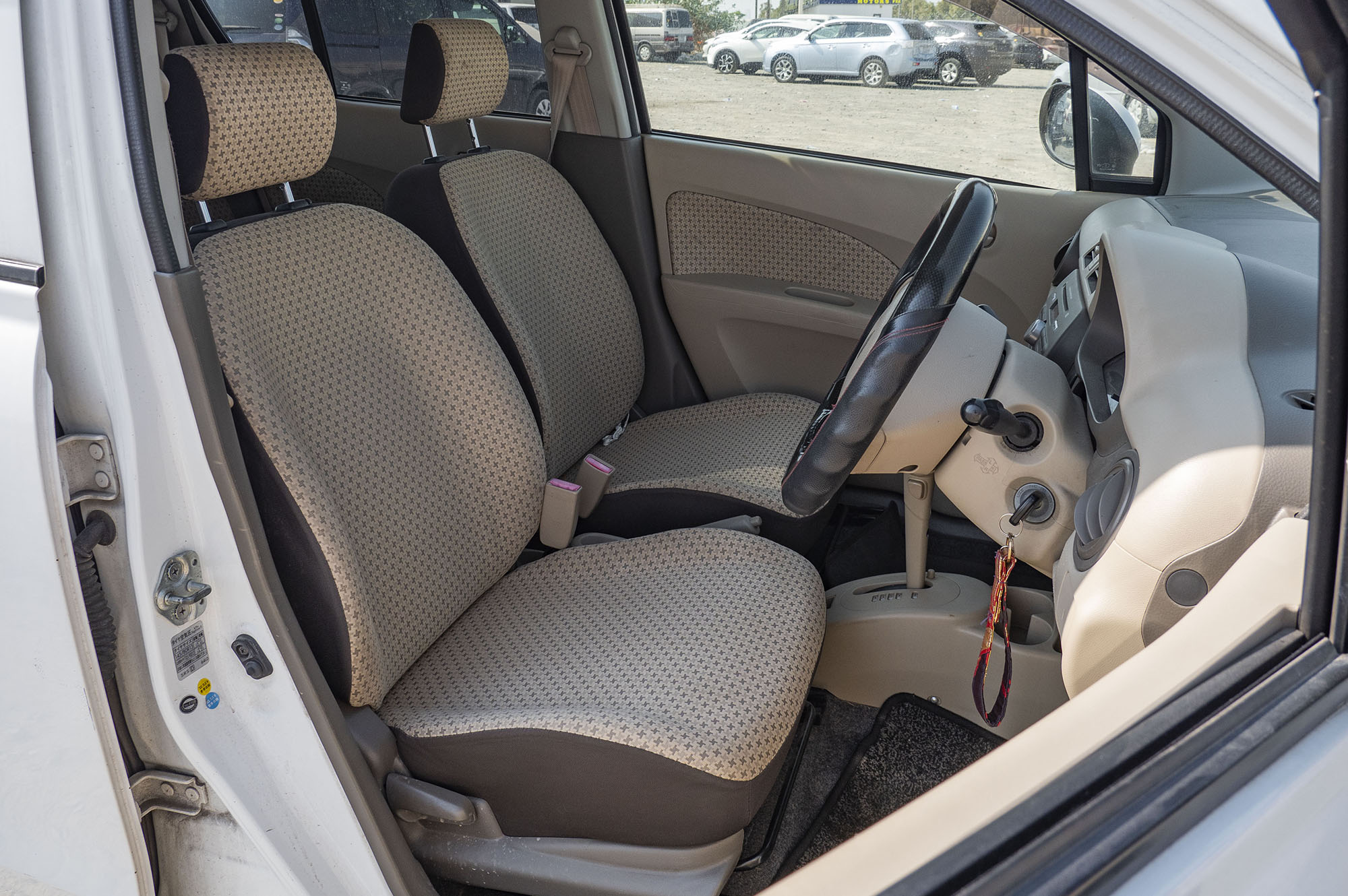 
								Suzuki Alto Model 2011 full									