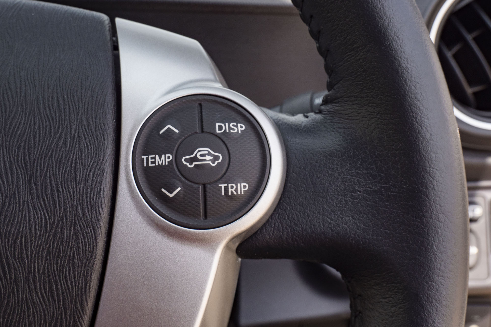 
								𝗧𝗼𝘆𝗼𝘁𝗮 𝗔𝗾𝘂𝗮 𝗛𝘆𝗯𝗿𝗶𝗱 𝗠𝗼𝗱𝗲𝗹 𝟮𝟬𝟭𝟯 full									