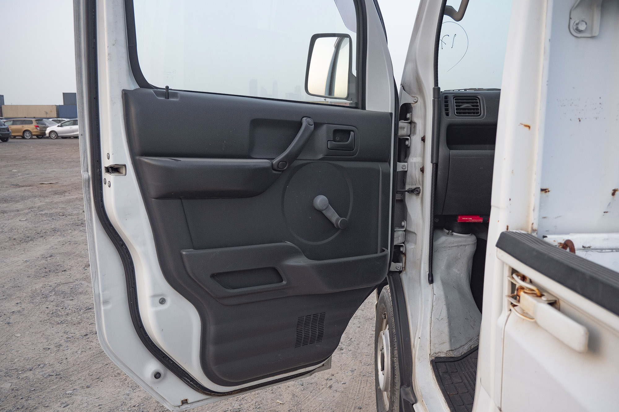 
								Suzuki Carry Model 2006 full									