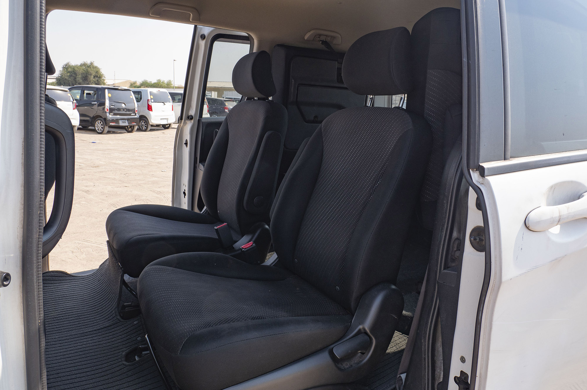 
								Honda Freed Model 2014 full									