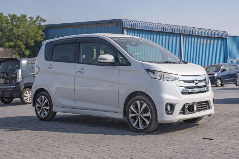 Nissan Dayz Model 2014 - Dulaa Motors FZE | CarDealer