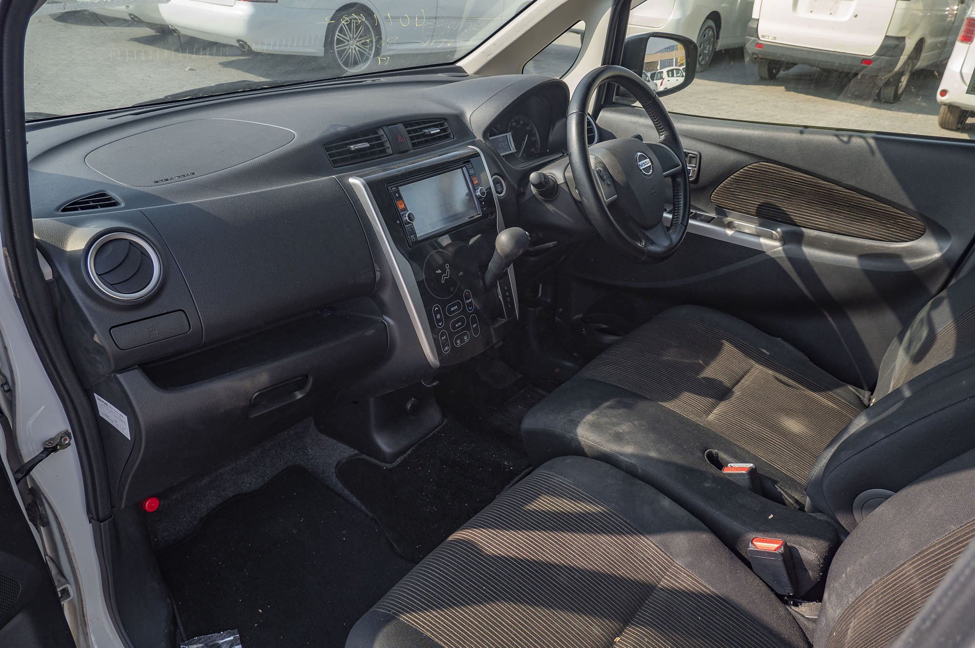 
								Nissan Dayz Model 2014 full									