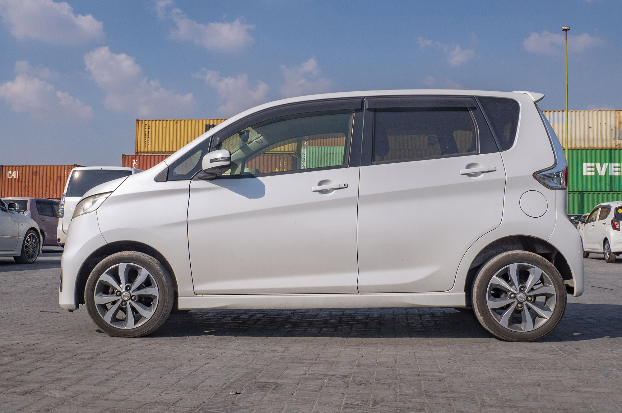 
								Nissan Dayz Model 2014 full									