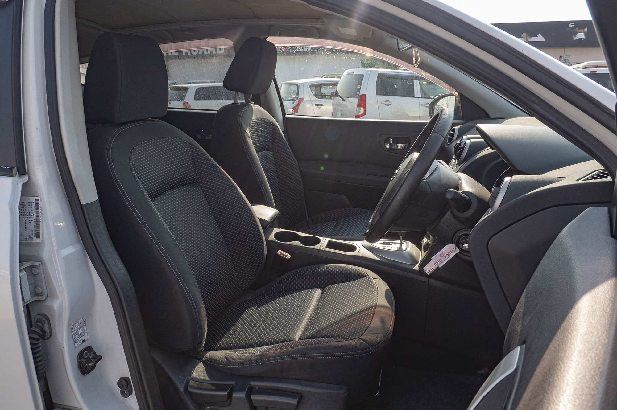 
								Nissan Dualis Model 2011 full									