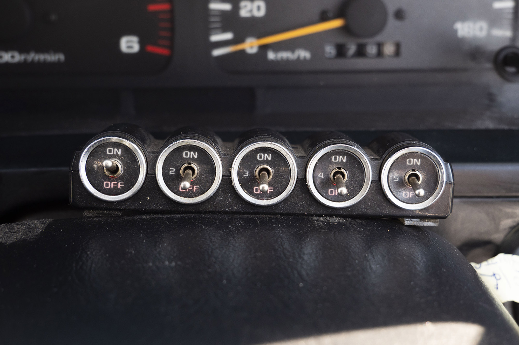 
								Toyota Hilux Surf Model 1996 full									