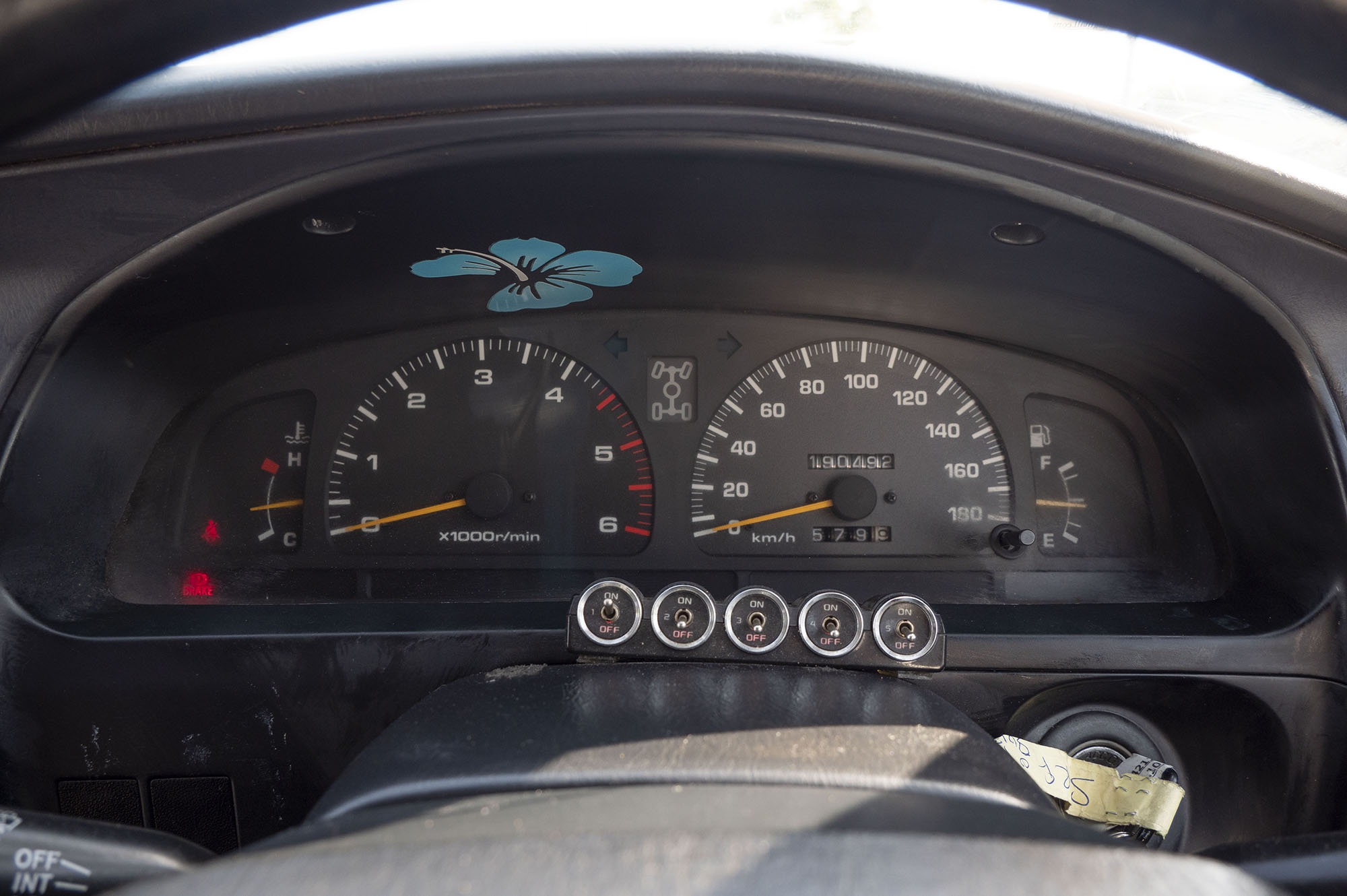 
								Toyota Hilux Surf Model 1996 full									