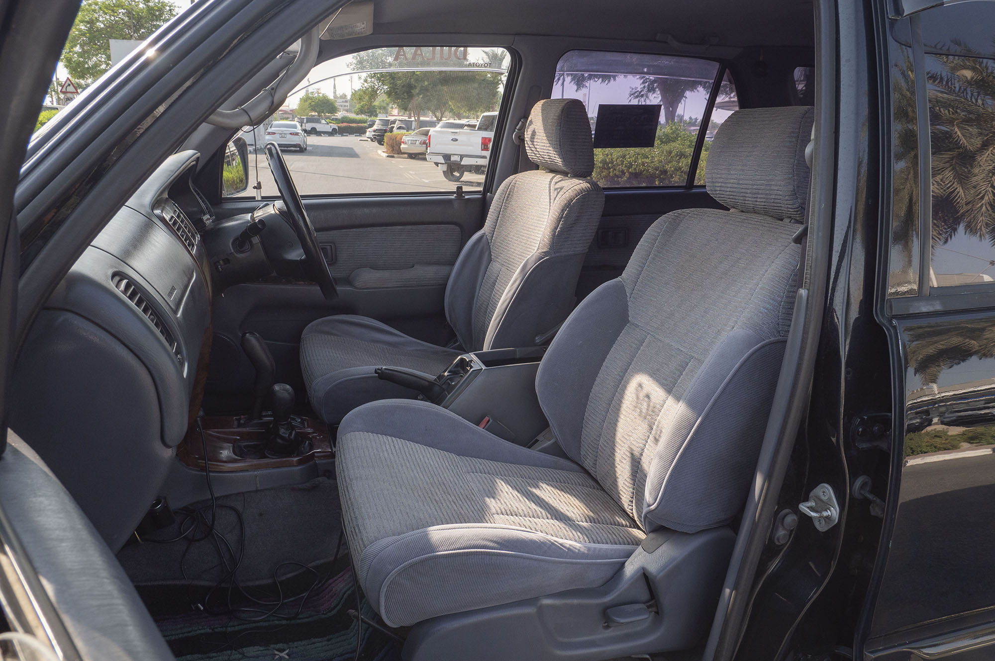 
								Toyota Hilux Surf Model 1996 full									