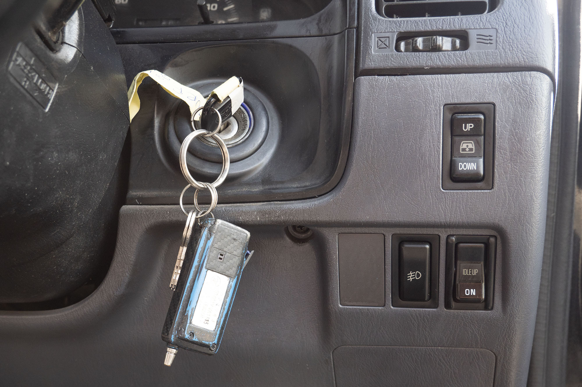 
								Toyota Hilux Surf Model 1996 full									