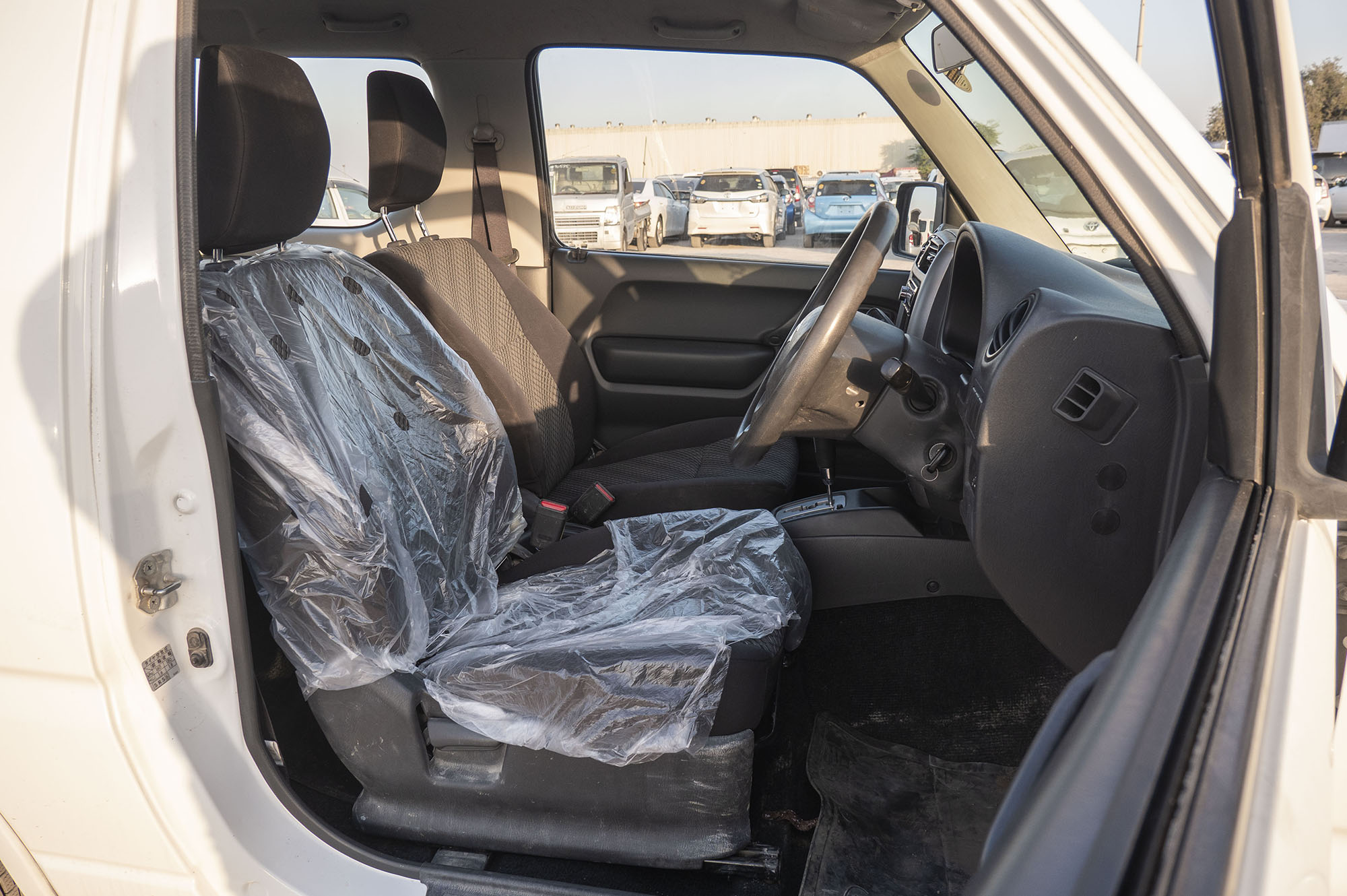 
								Suzuki Jimny Model 2017 full									