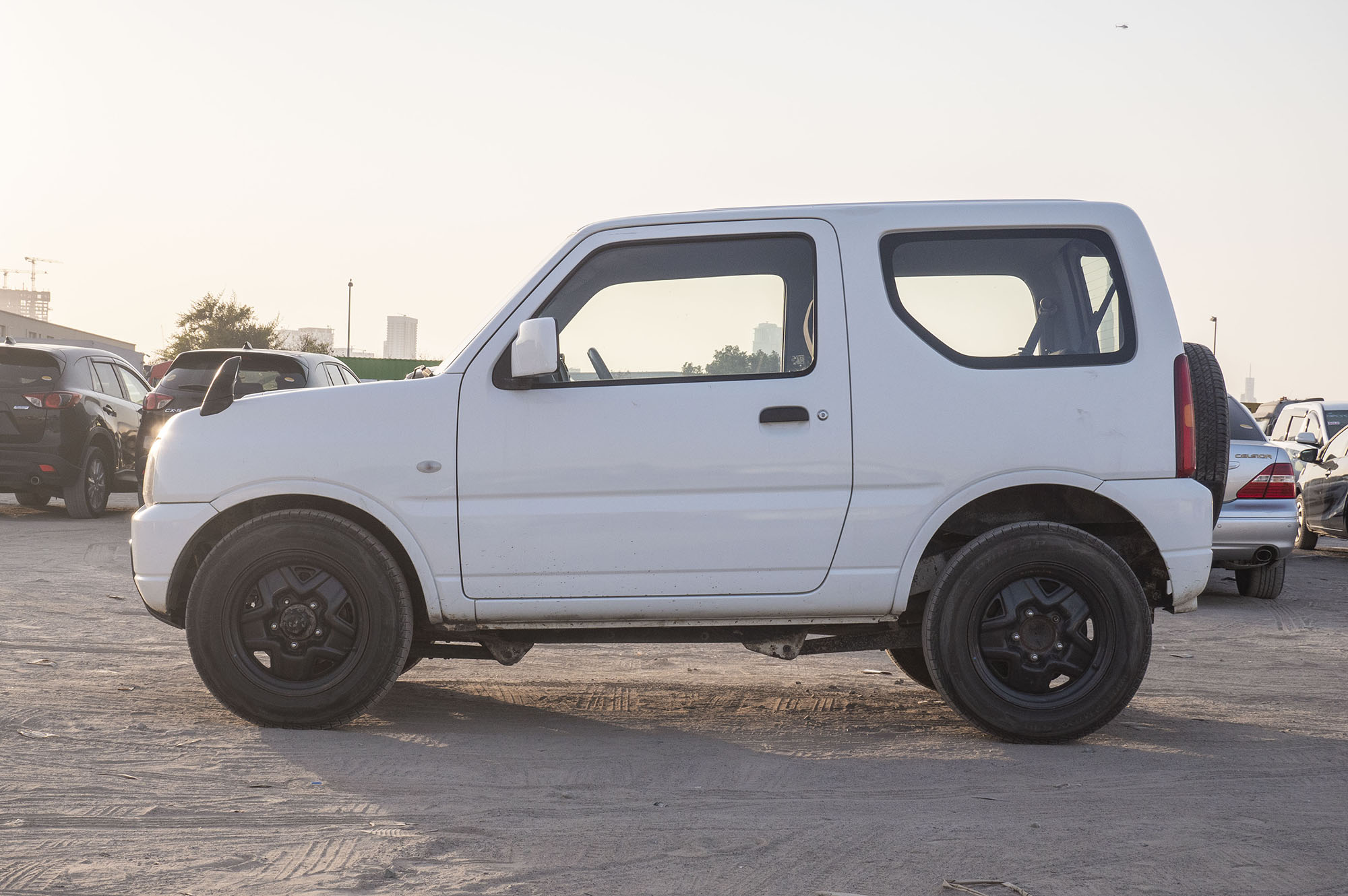 
								Suzuki Jimny Model 2017 full									